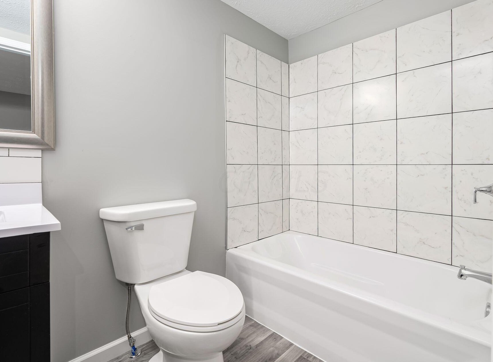 2037 Sale Rd, Columbus OH  43224-2438 exterior