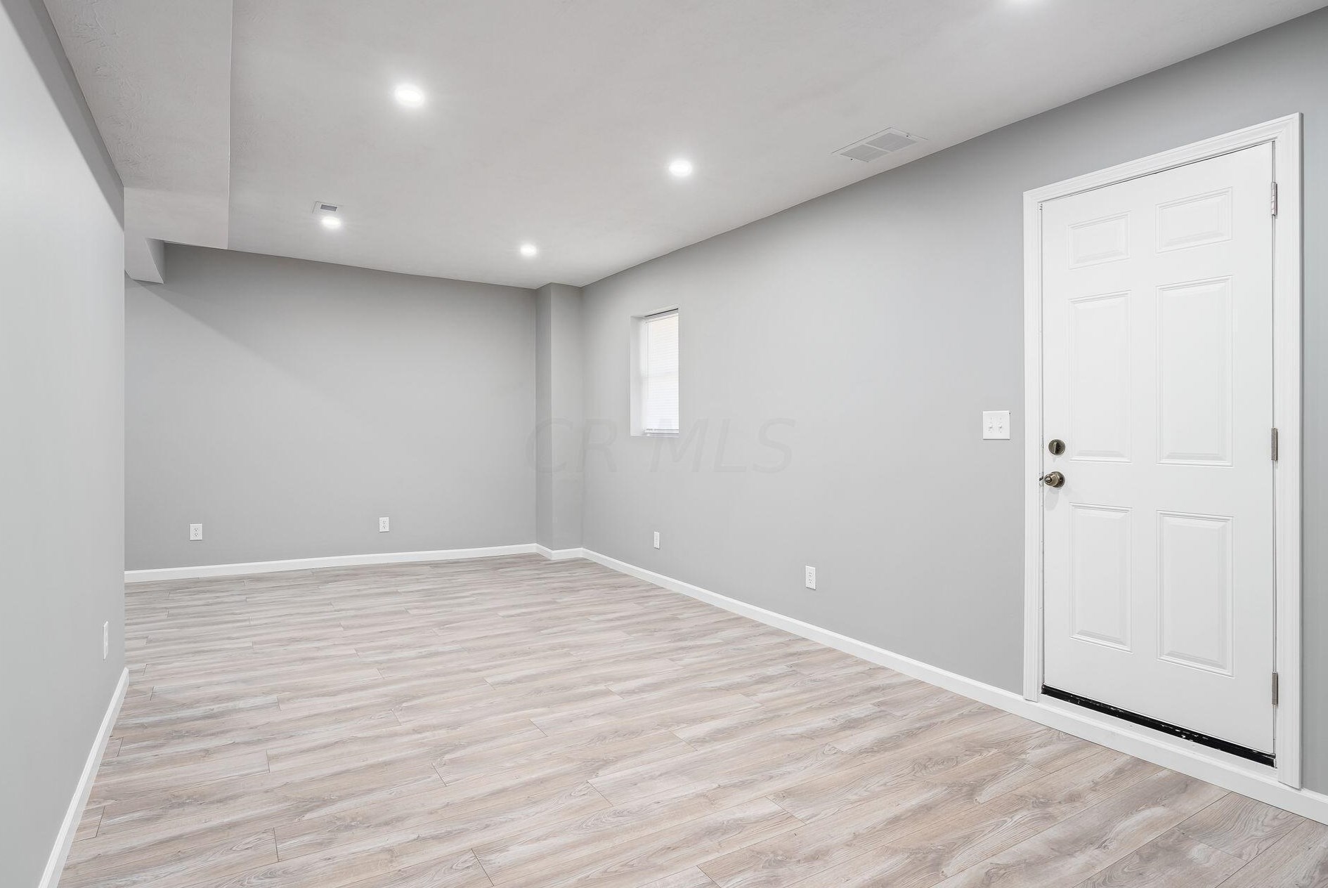 2037 Sale Rd, Columbus OH  43224-2438 exterior