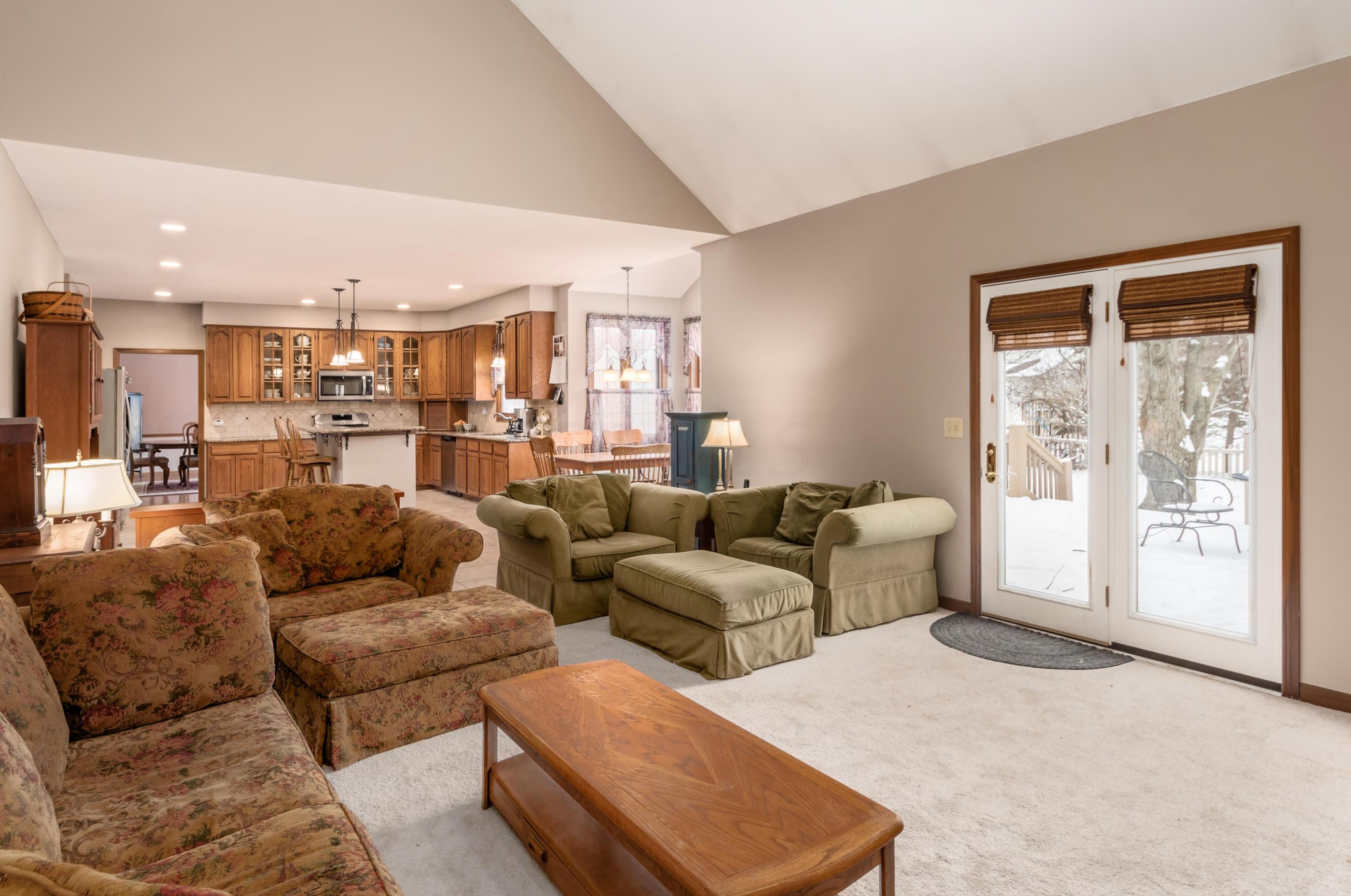 359 Windcroft Dr, Westerville OH  43082-6219 exterior