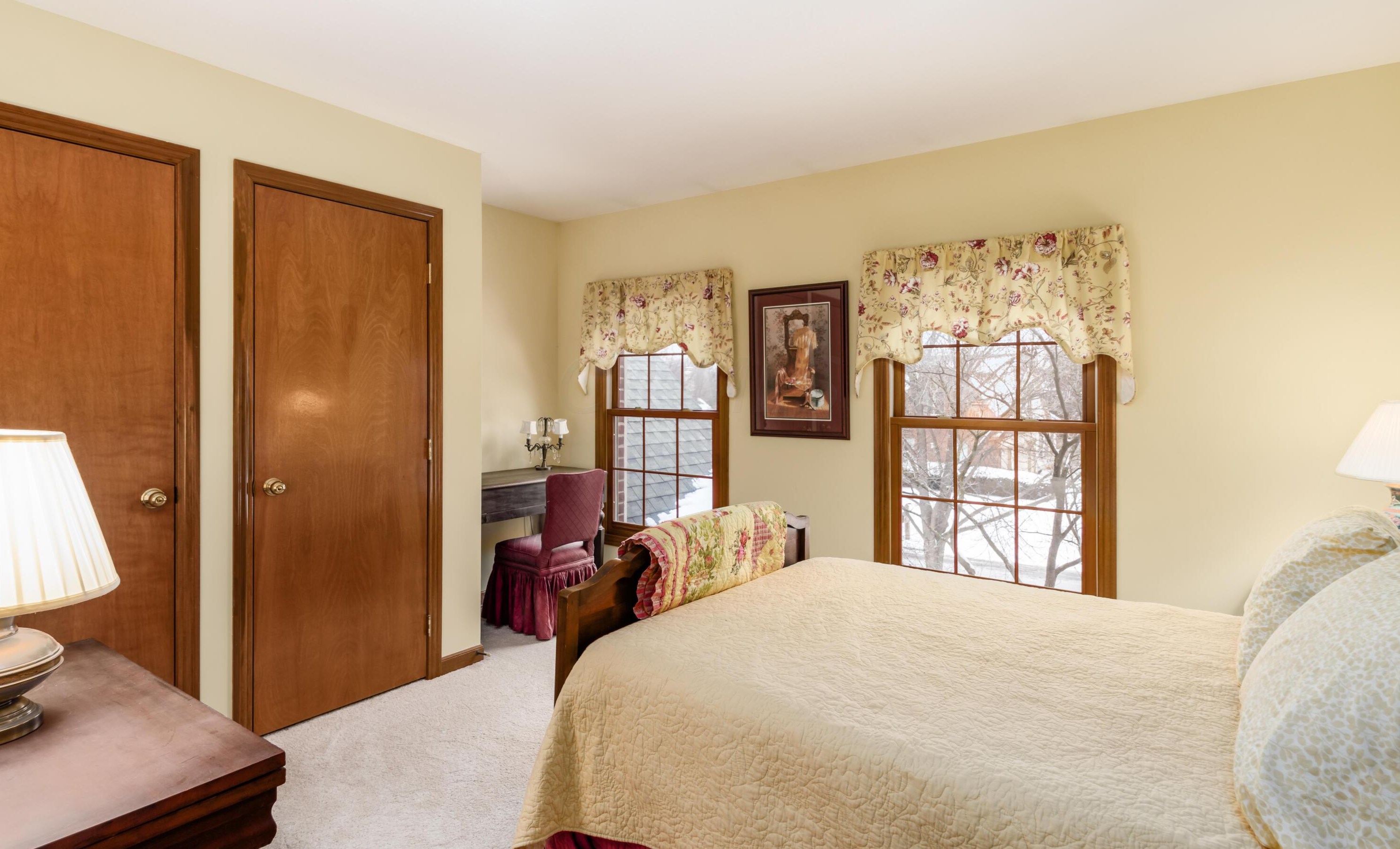 359 Windcroft Dr, Westerville OH  43082-6219 exterior