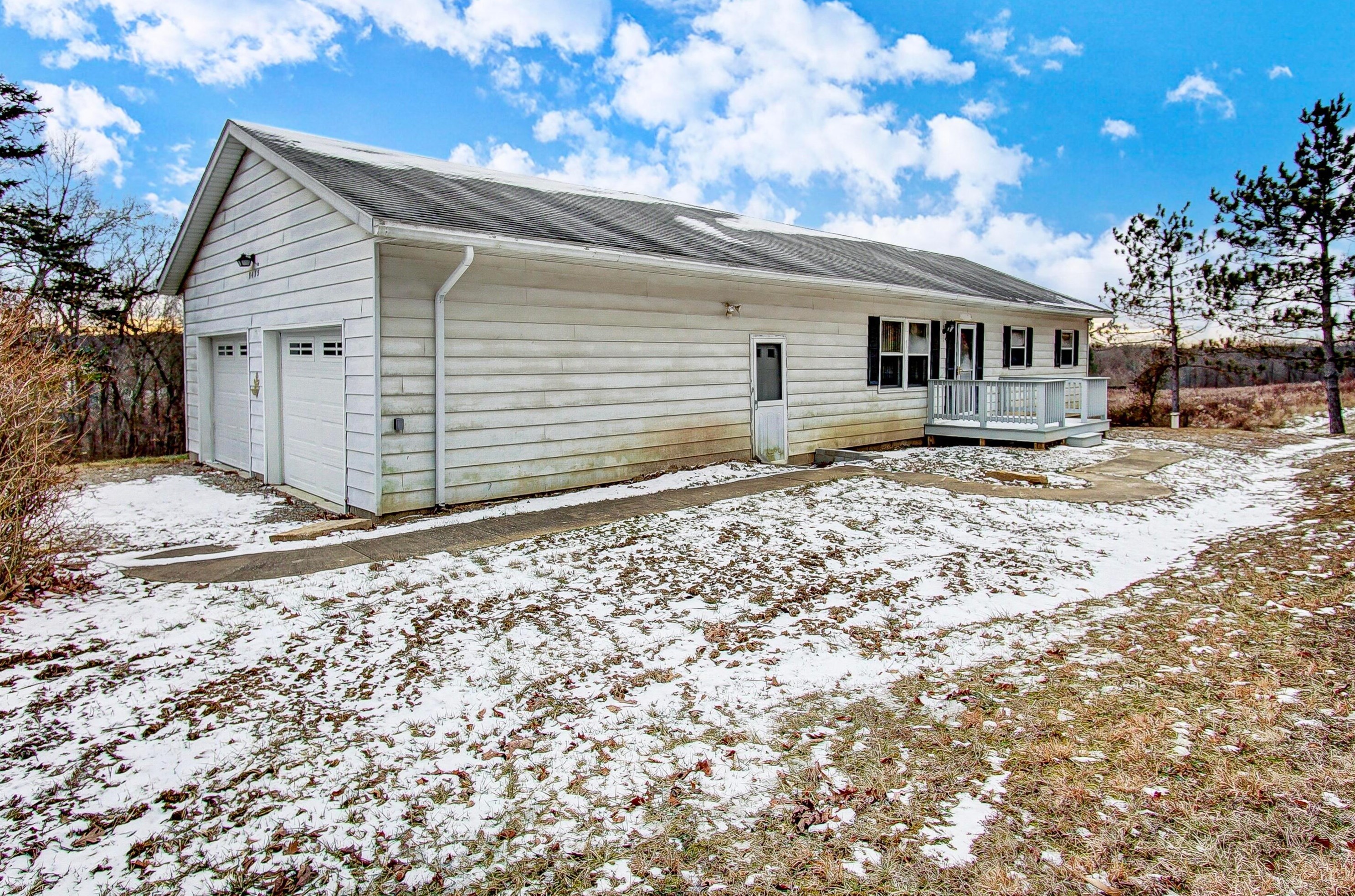 9475 Harmon Hollow Rd, Chandlersville, OH 43727
