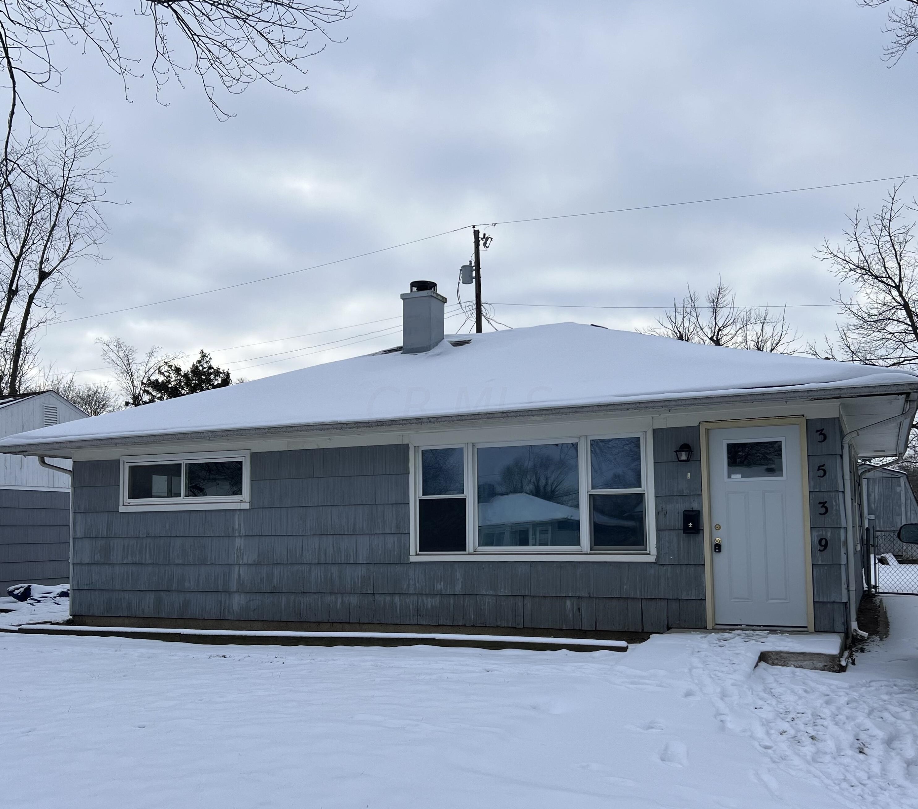 3539 Ontario St, Columbus, OH 43224-3427