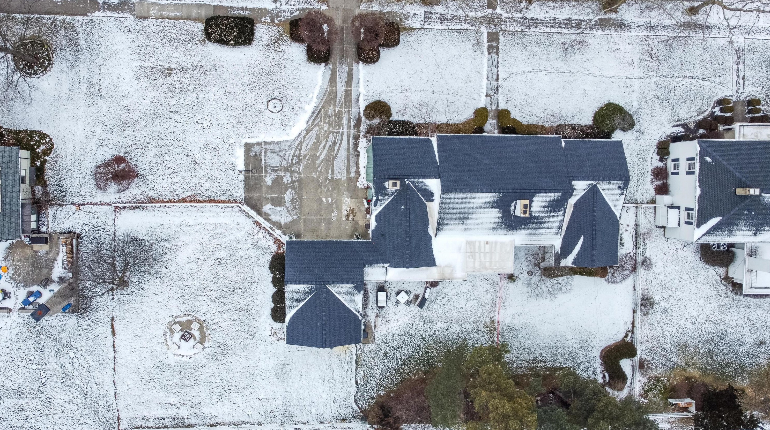 252 Broadmoor Blvd, Springfield OH  45504-1120 exterior