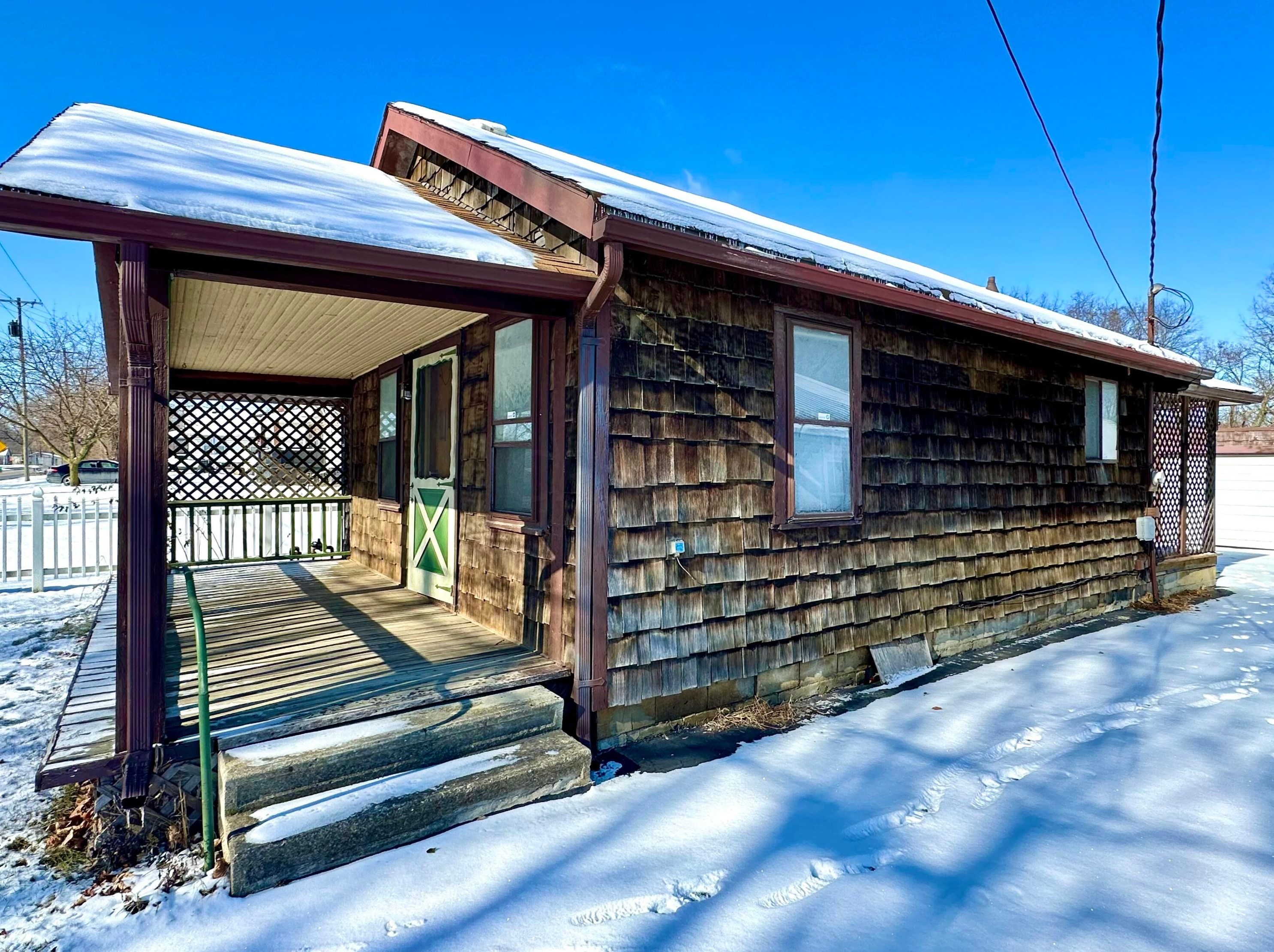 1288 Hart Rd, Columbus, OH 43223