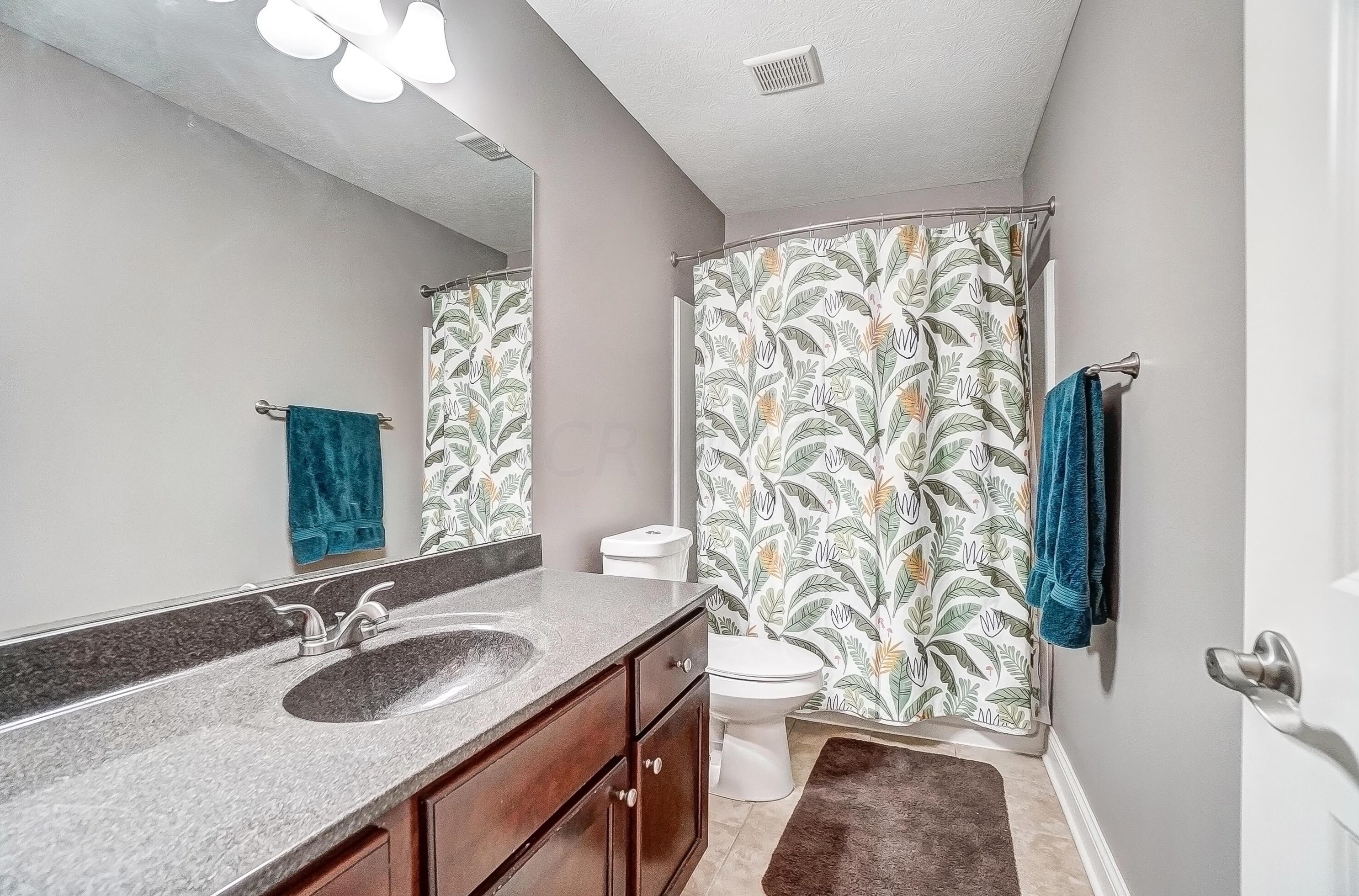 6310 Linworth Rd, Columbus OH  43085-2855 exterior