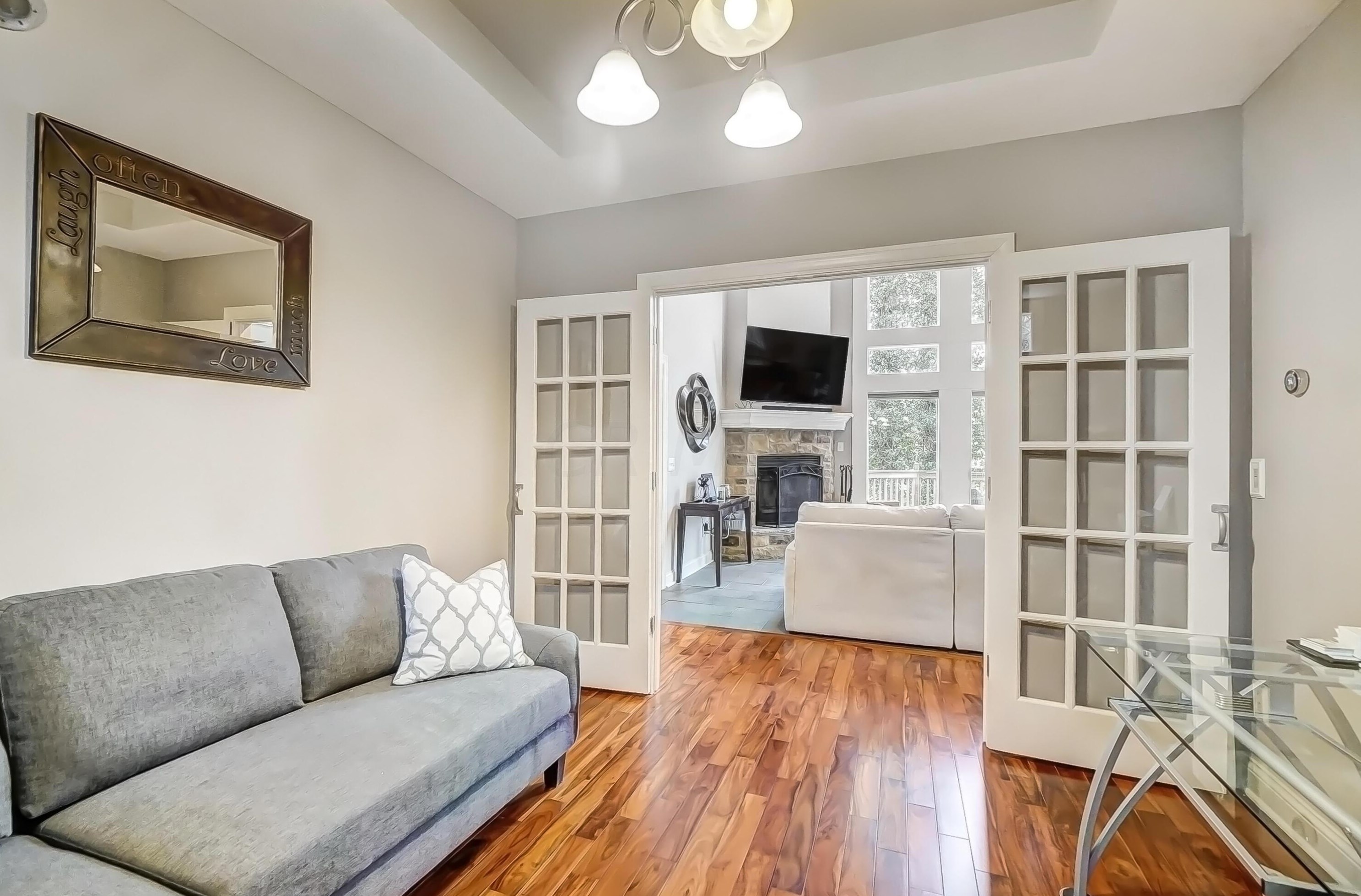 6310 Linworth Rd, Columbus OH  43085-2855 exterior