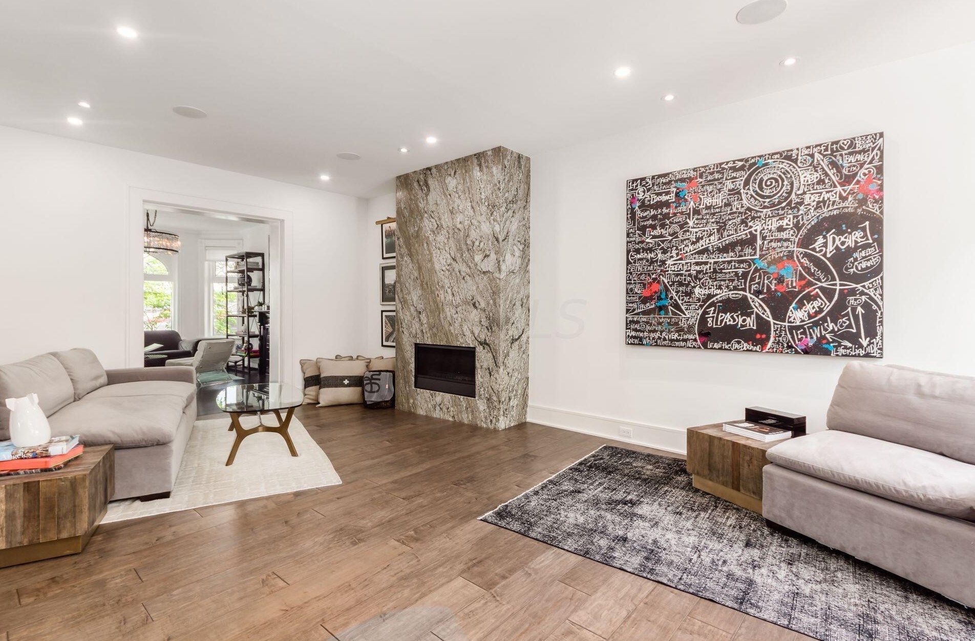 754 Neil Ave, Columbus OH 43201-2321 exterior