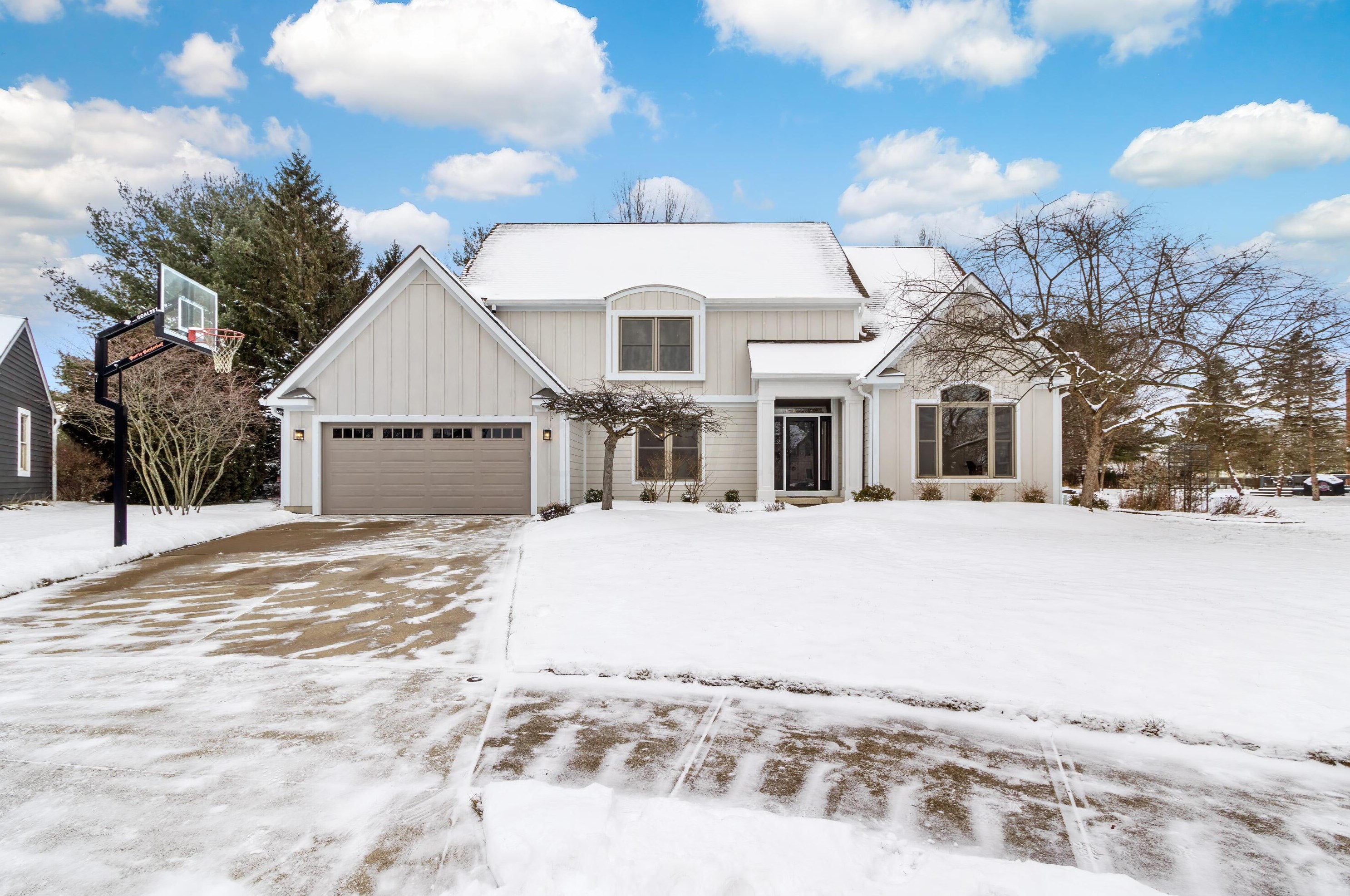1151 Ashford Ct, Westerville, OH 43082-7443