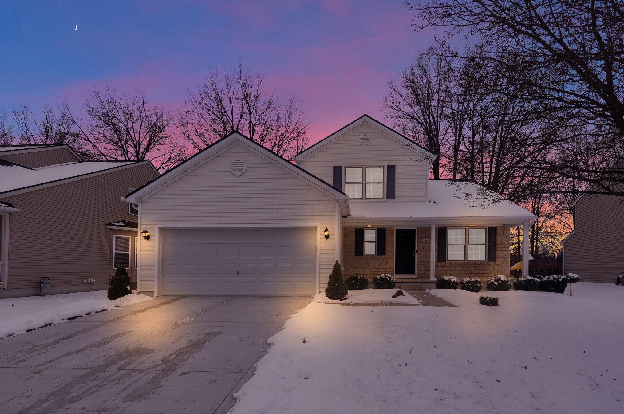 320 Vista Ridge Dr, Delaware, OH 43015