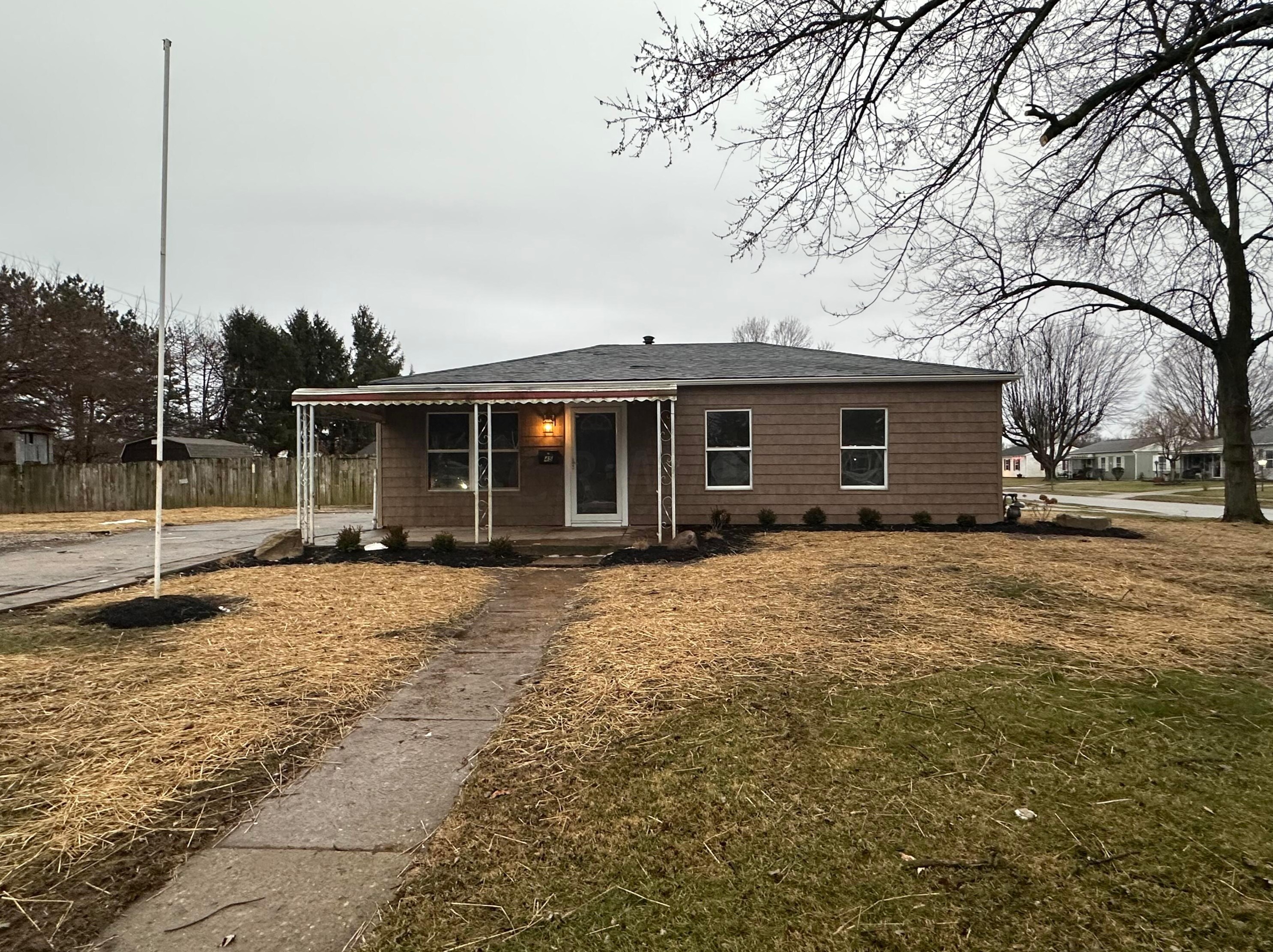 45 W Alcott Rd, Columbus, OH 43207