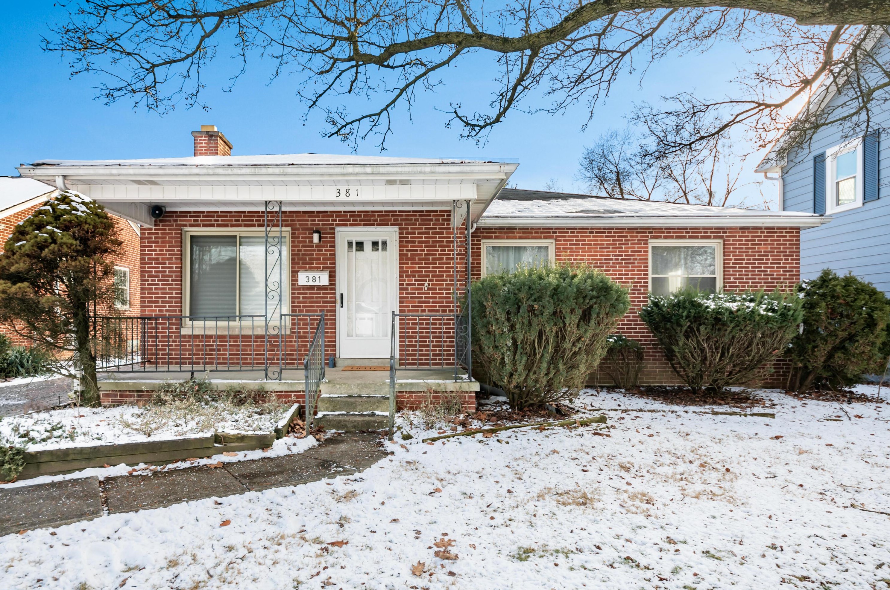 381 Garden Rd, Columbus, OH 43214-2133