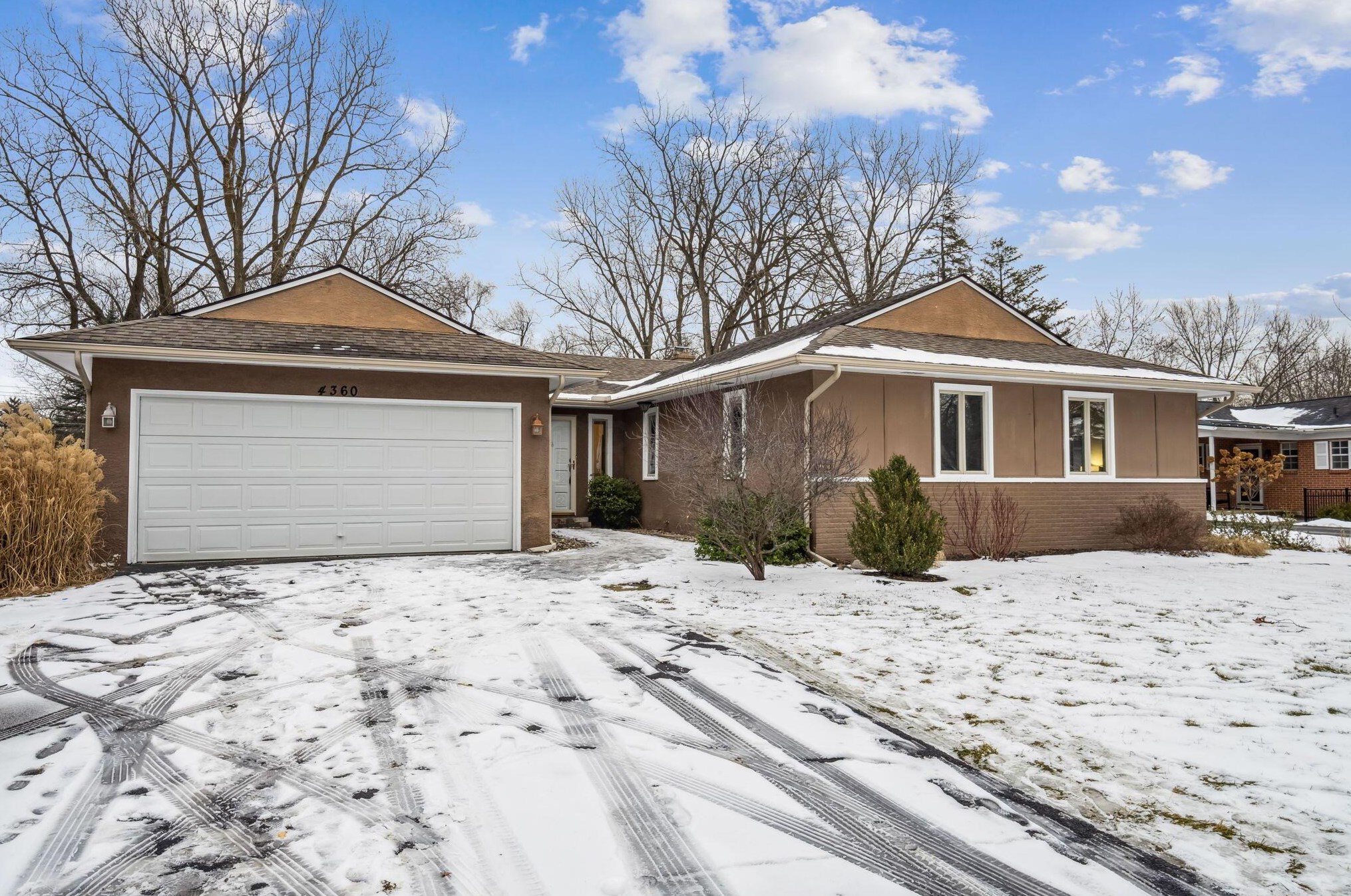 4360 Schirtzinger Rd, Hilliard, OH 43026