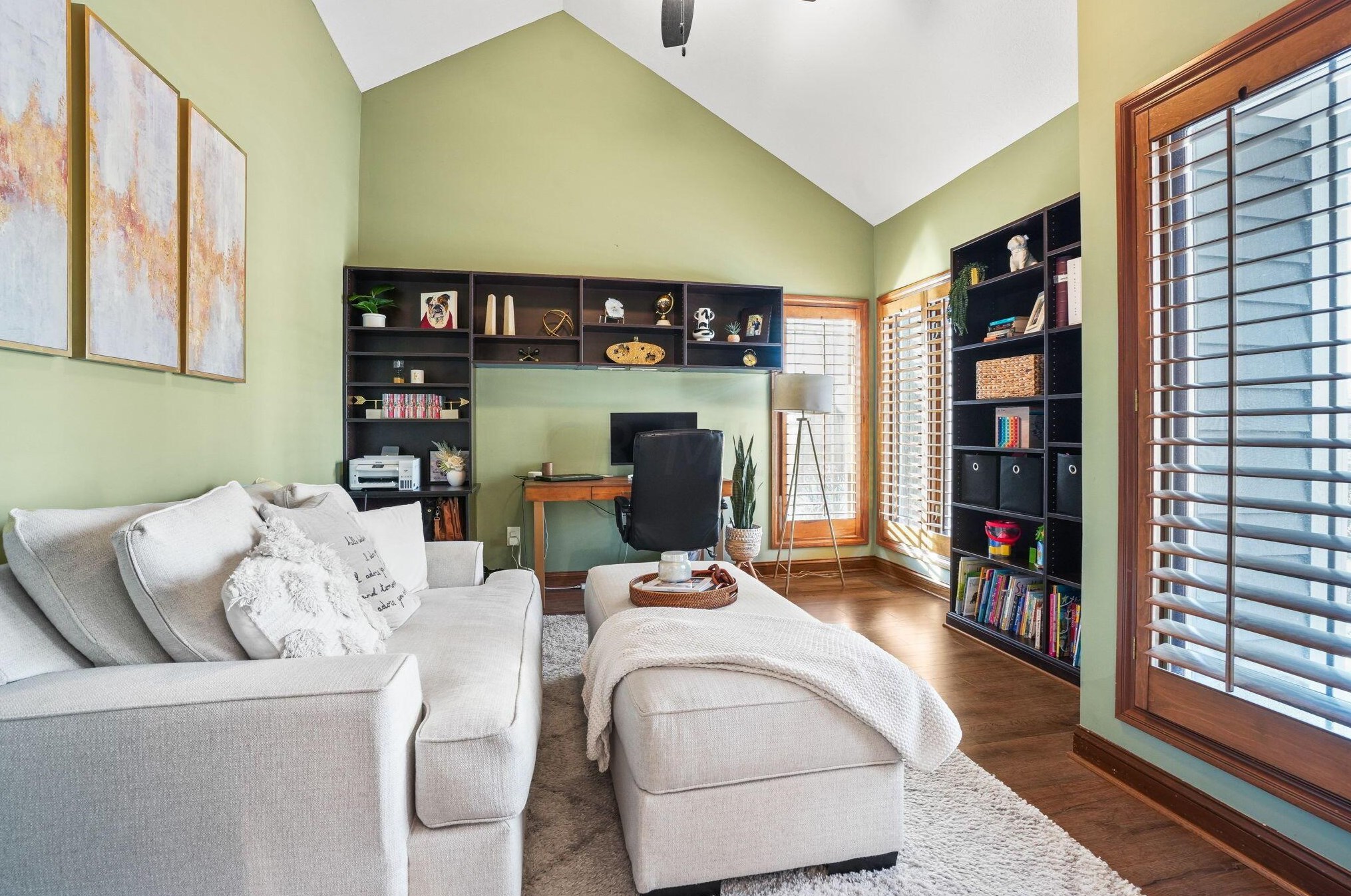 400 Bailey Pl, Columbus OH  43235-4632 exterior