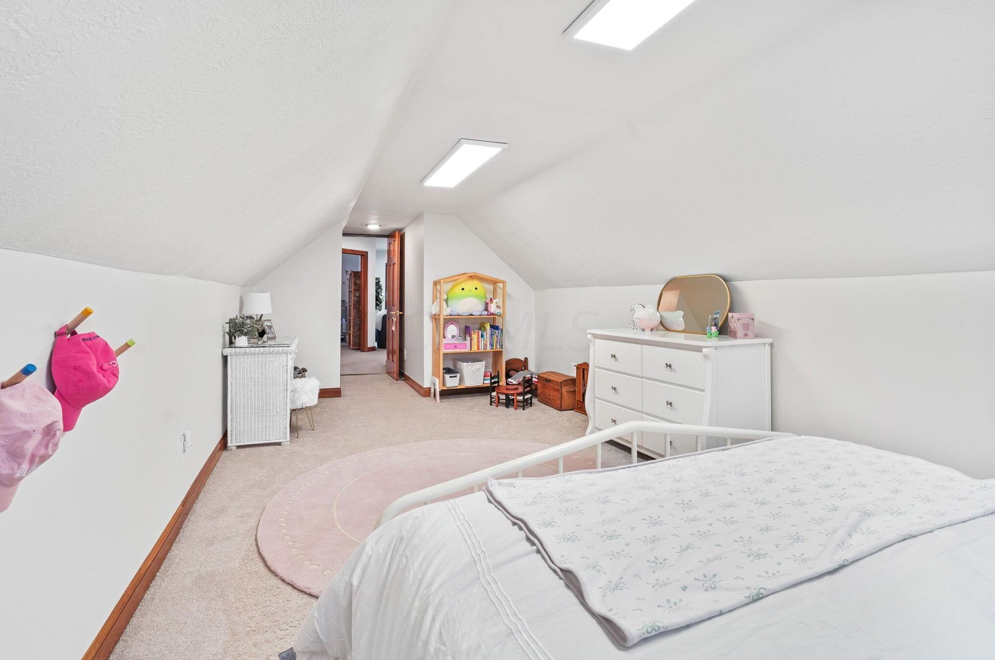 400 Bailey Pl, Columbus OH  43235-4632 exterior