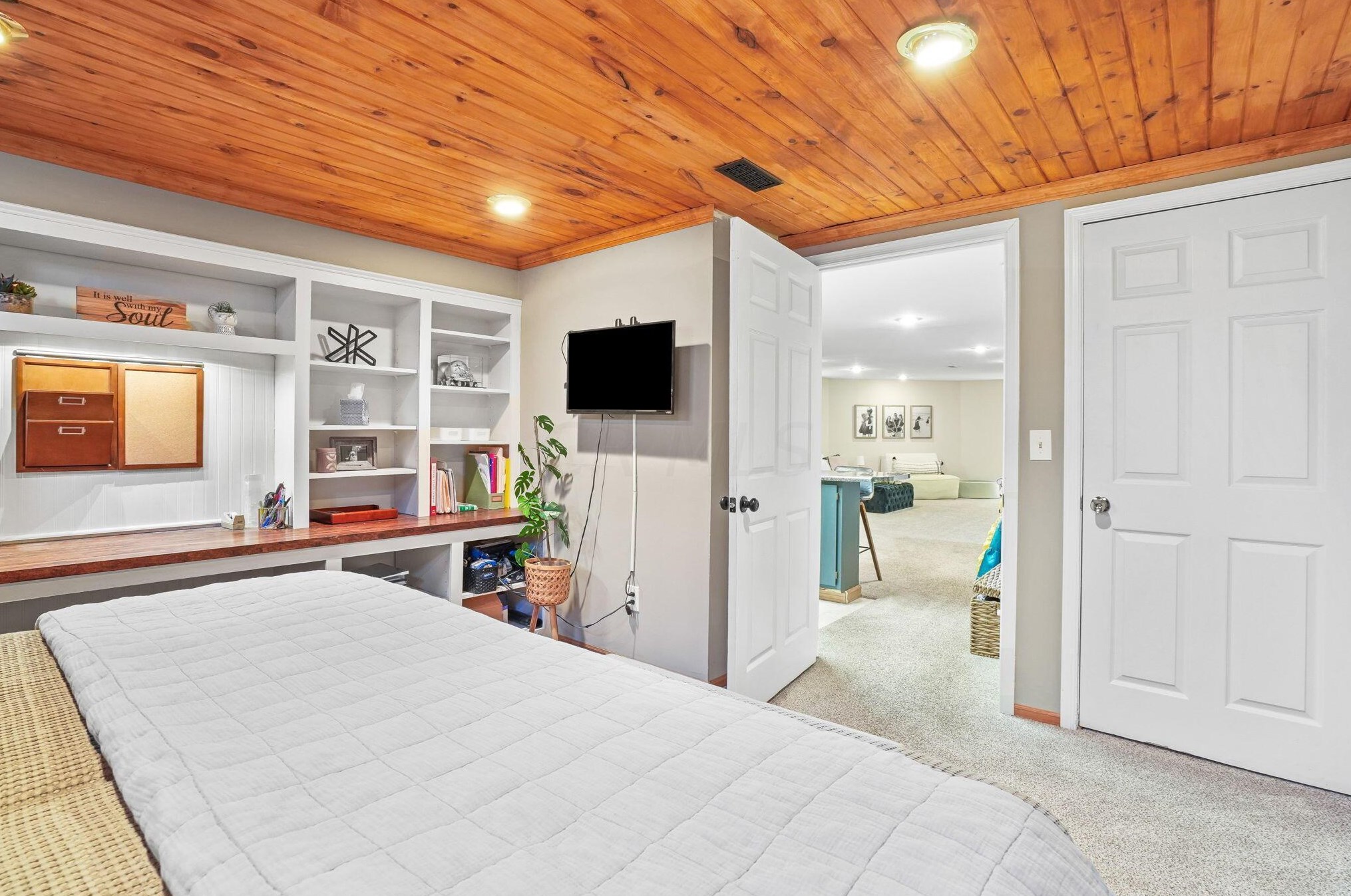 400 Bailey Pl, Columbus OH  43235-4632 exterior