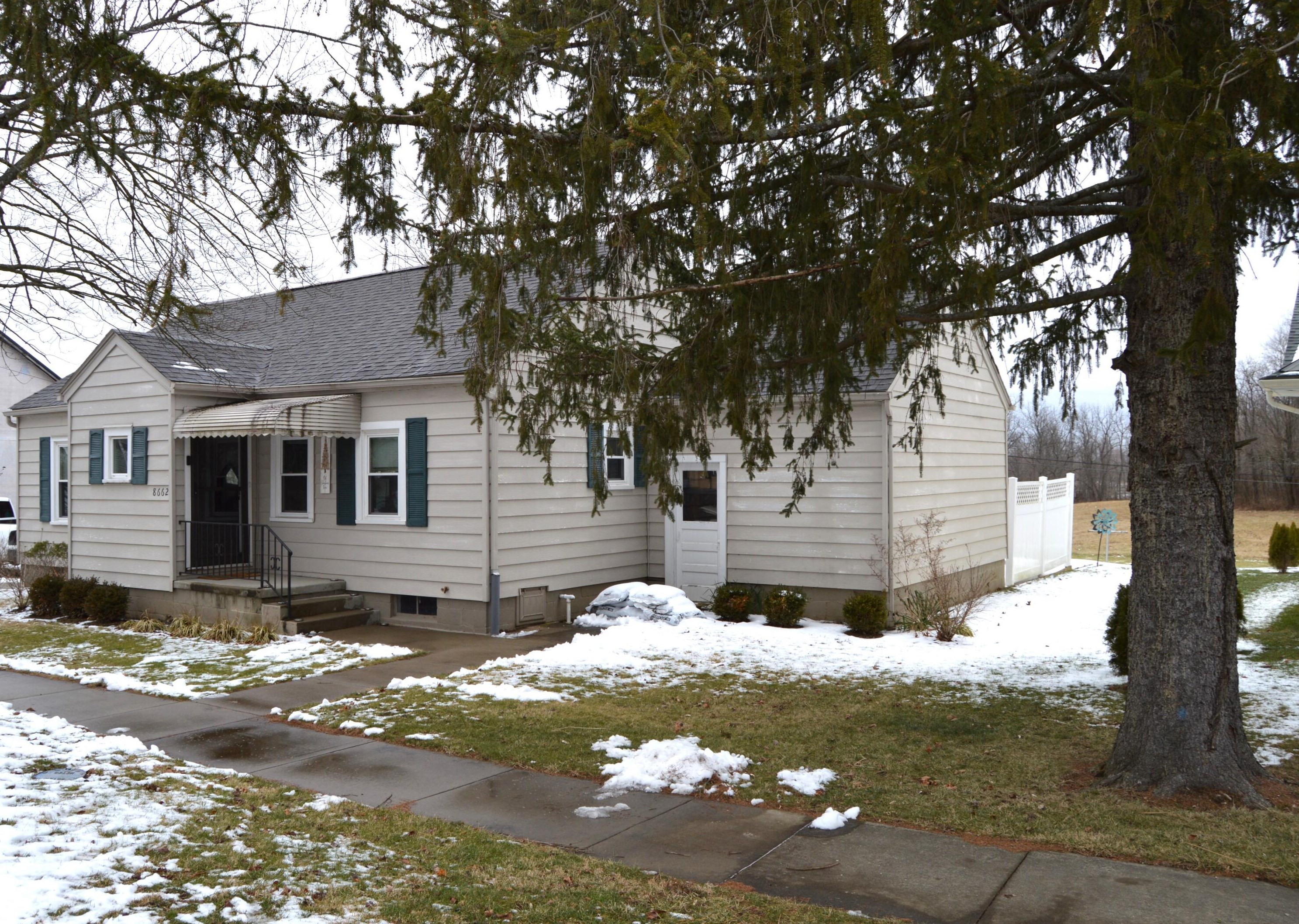 8662 Main St, Rushville, OH