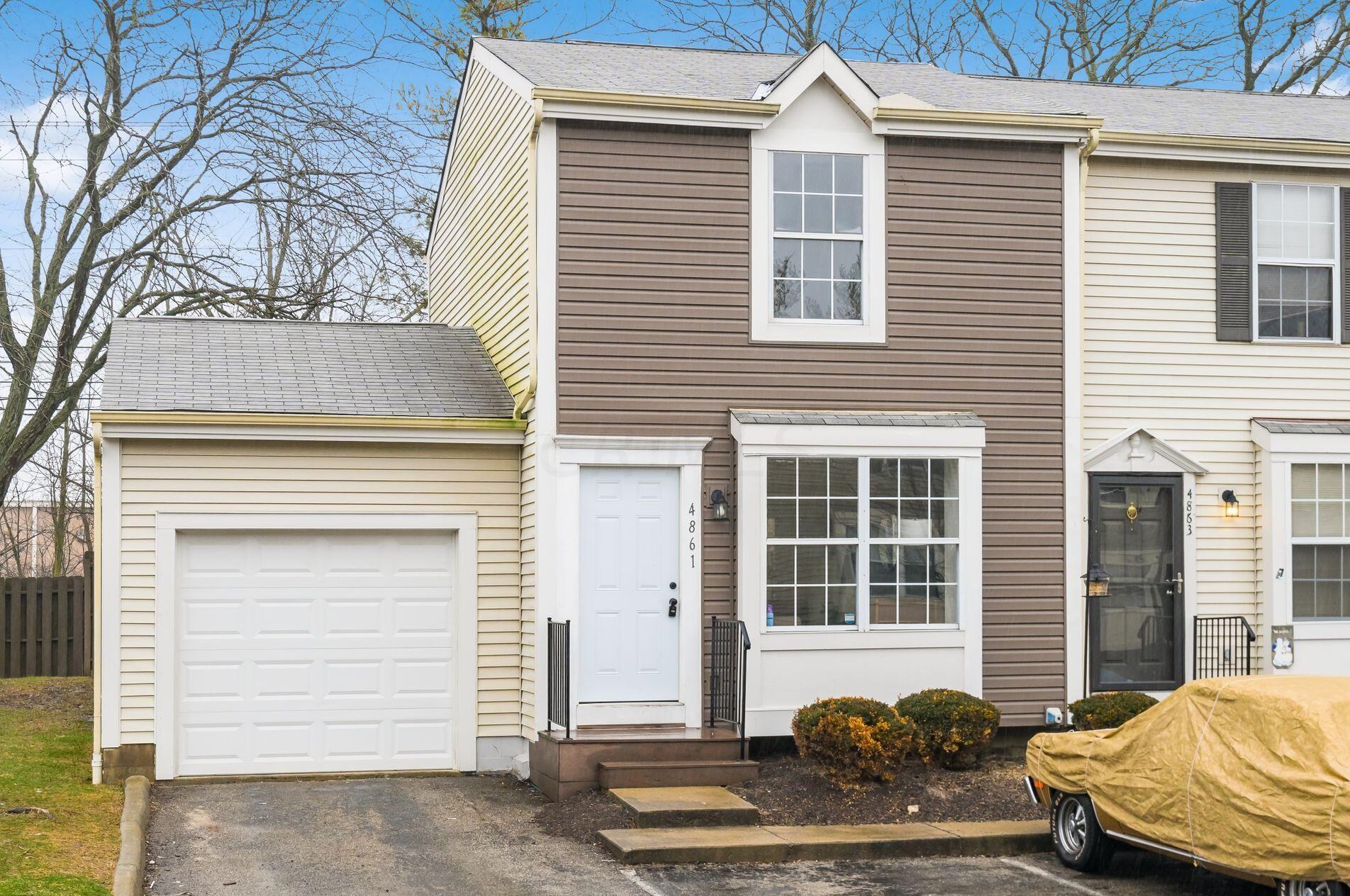 4861 Singleton Dr, Hilliard, OH 43026-9298