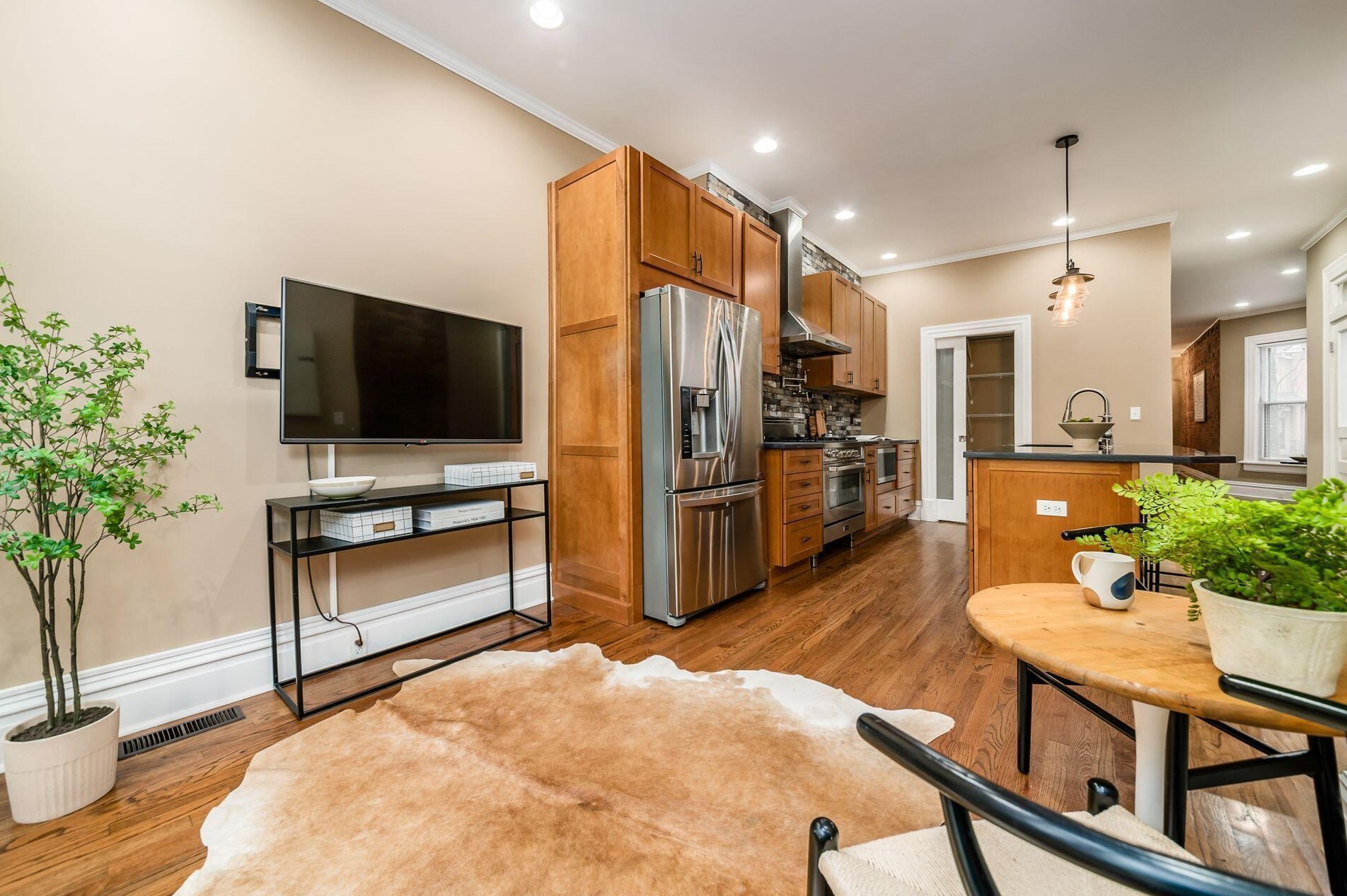 396 7th Ave, Columbus OH 43212-2435 exterior