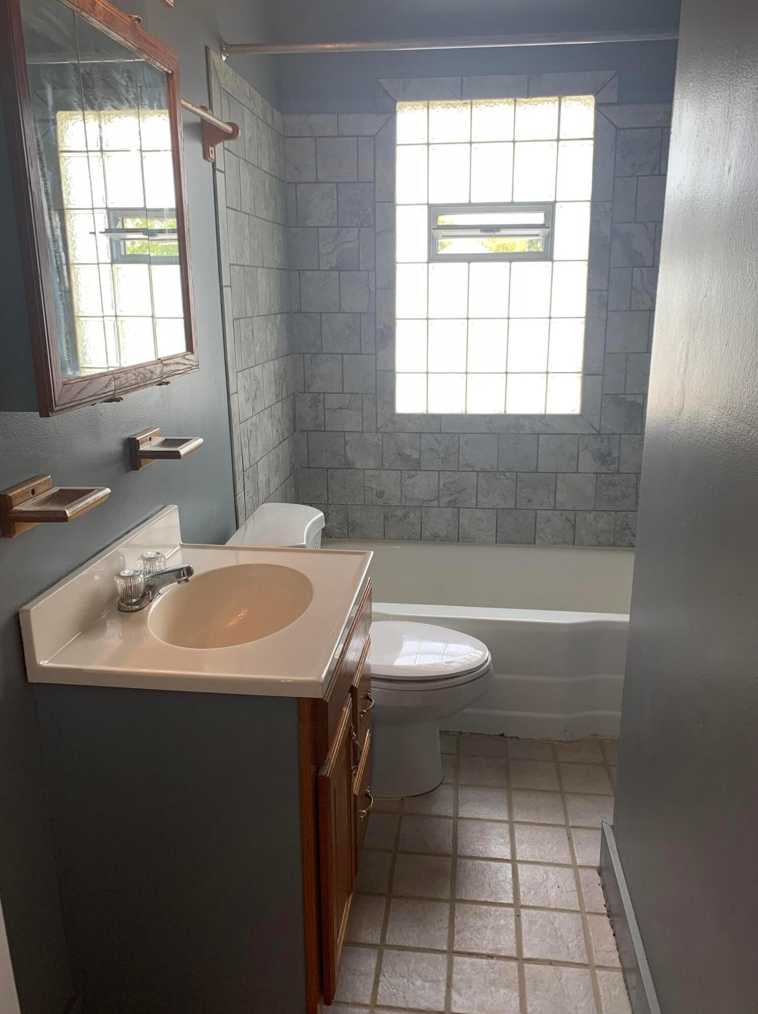 540 Wayne Ave, Columbus OH 43204-3154 exterior