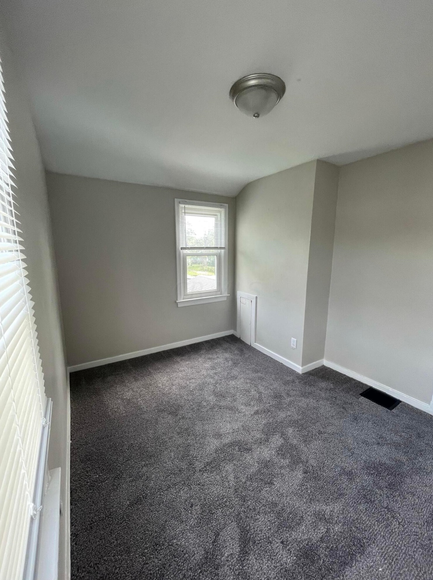 540 Wayne Ave, Columbus OH 43204-3154 exterior