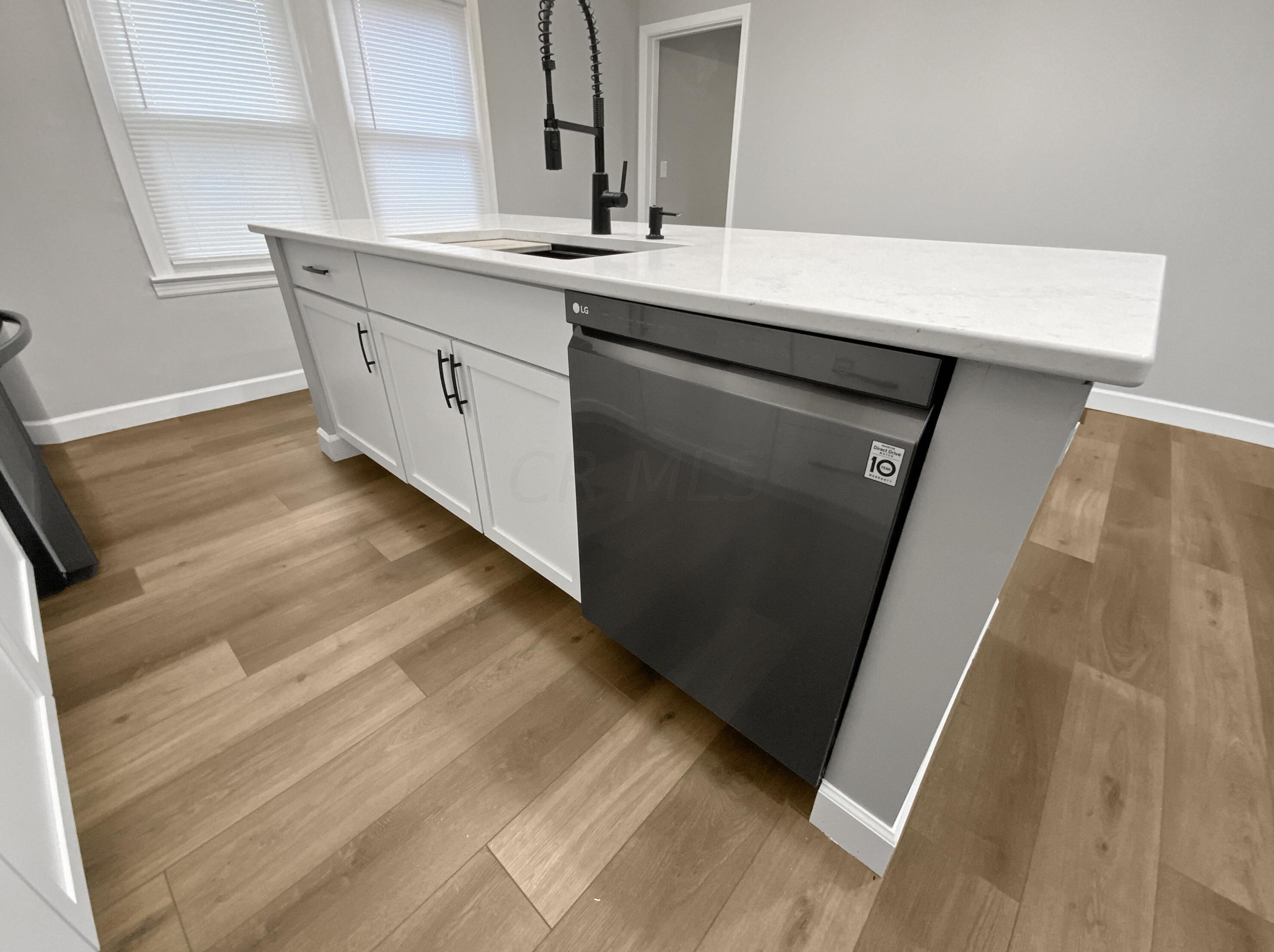 484 Royal Forest Blvd, Columbus OH  43214-1810 exterior