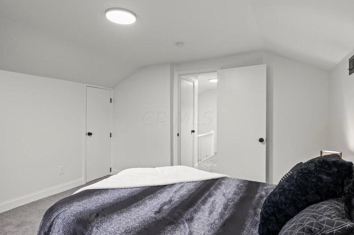 1063 Northridge Rd, Columbus OH  43224-2739 exterior