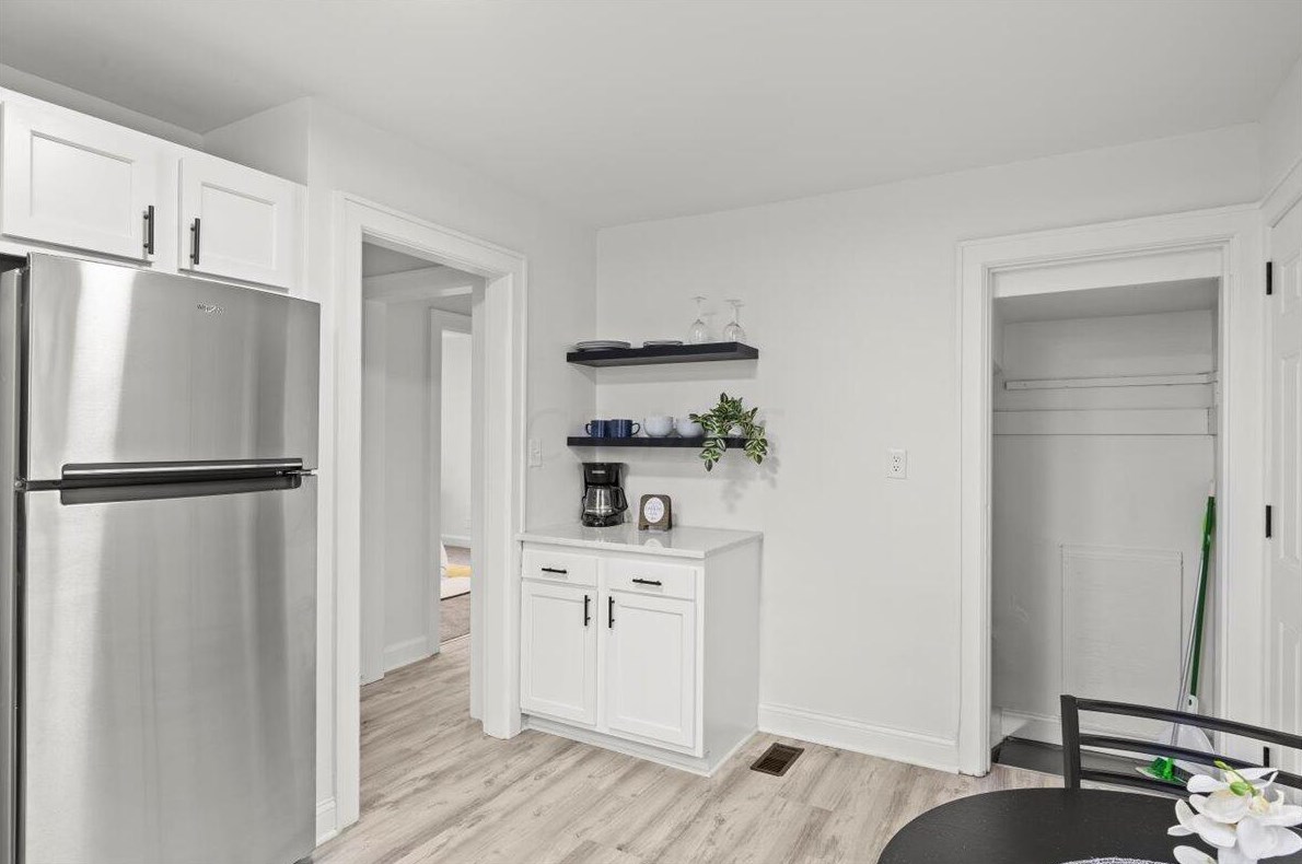 1063 Northridge Rd, Columbus OH  43224-2739 exterior