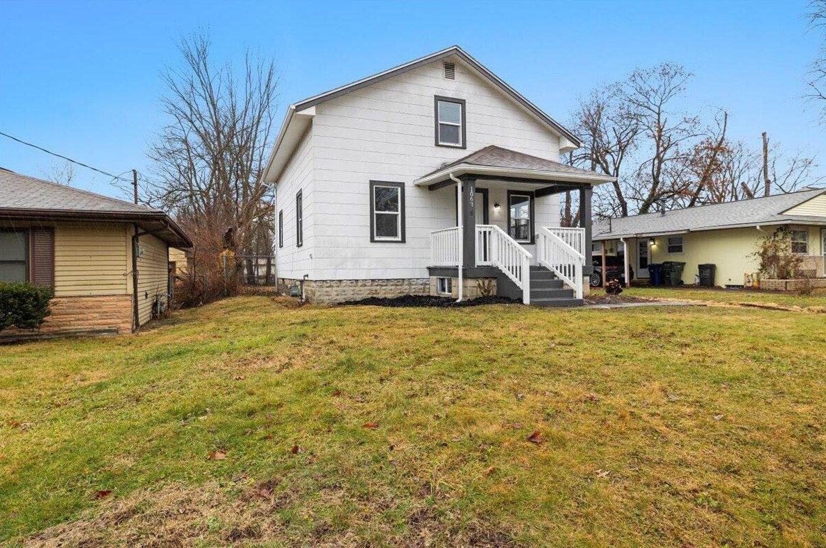 1063 Northridge Rd, Columbus OH  43224-2739 exterior