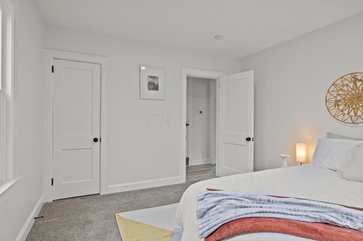 1063 Northridge Rd, Columbus OH  43224-2739 exterior