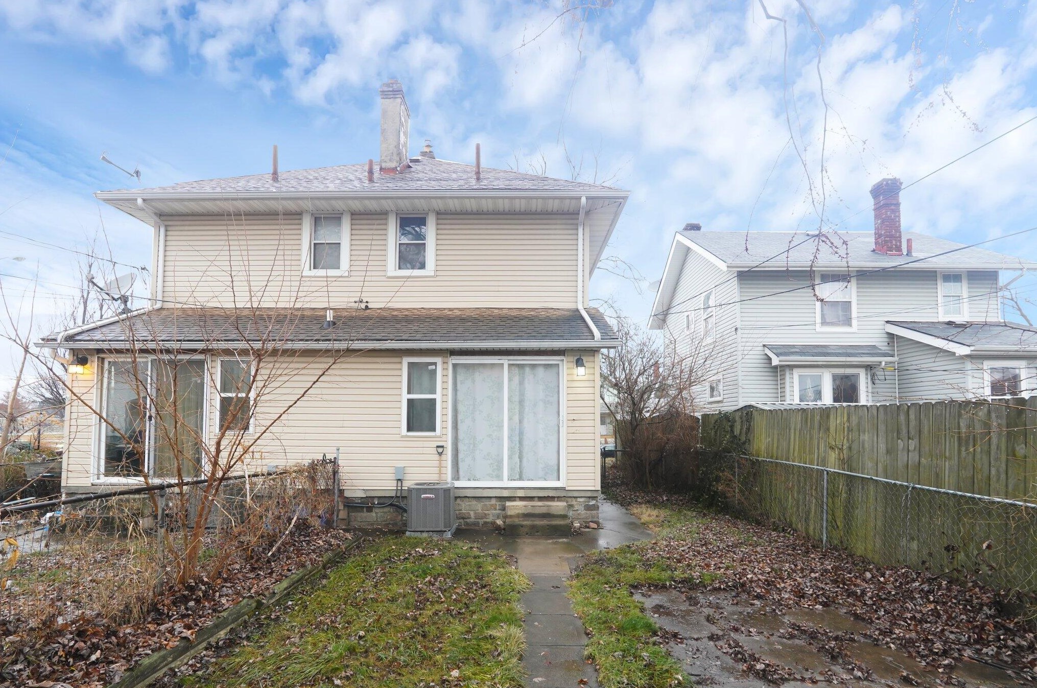 199 Markison Ave, Columbus OH 43207-1131 exterior