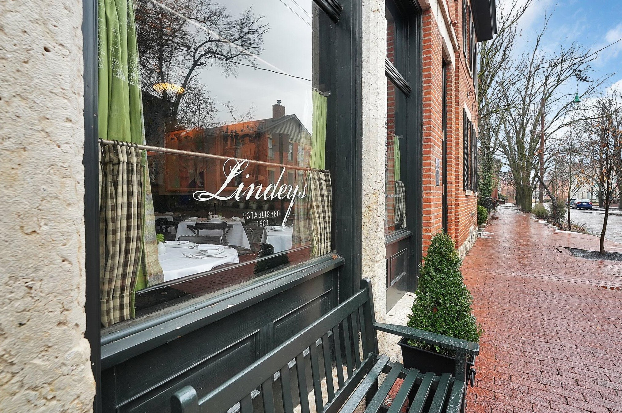 380 Southwood Ave, Columbus OH  43207-1284 exterior