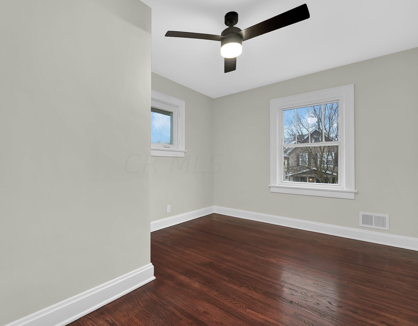 380 Southwood Ave, Columbus OH  43207-1284 exterior