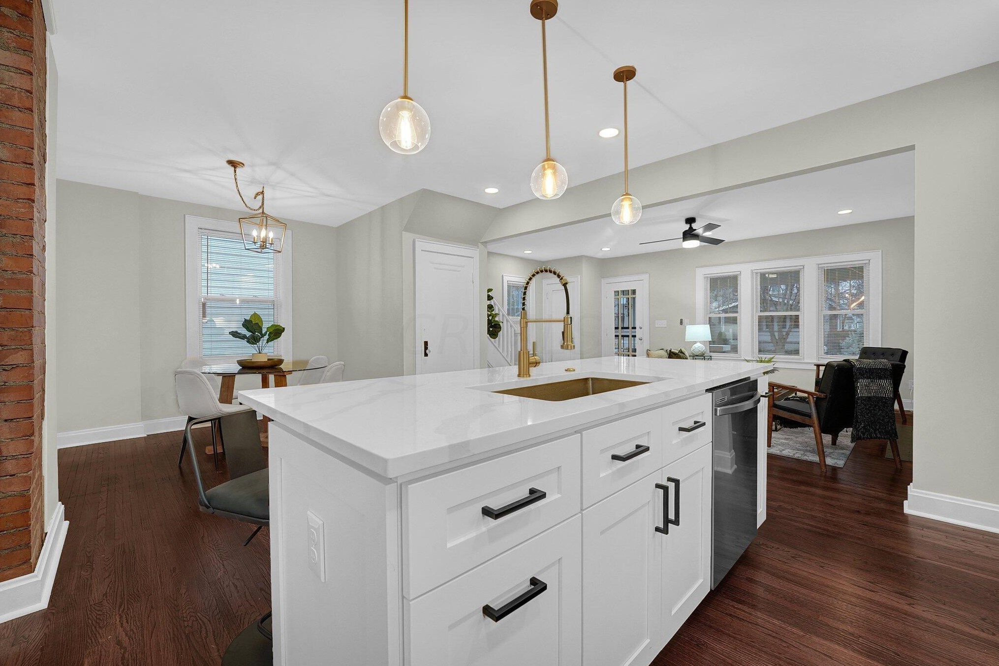 380 Southwood Ave, Columbus OH  43207-1284 exterior