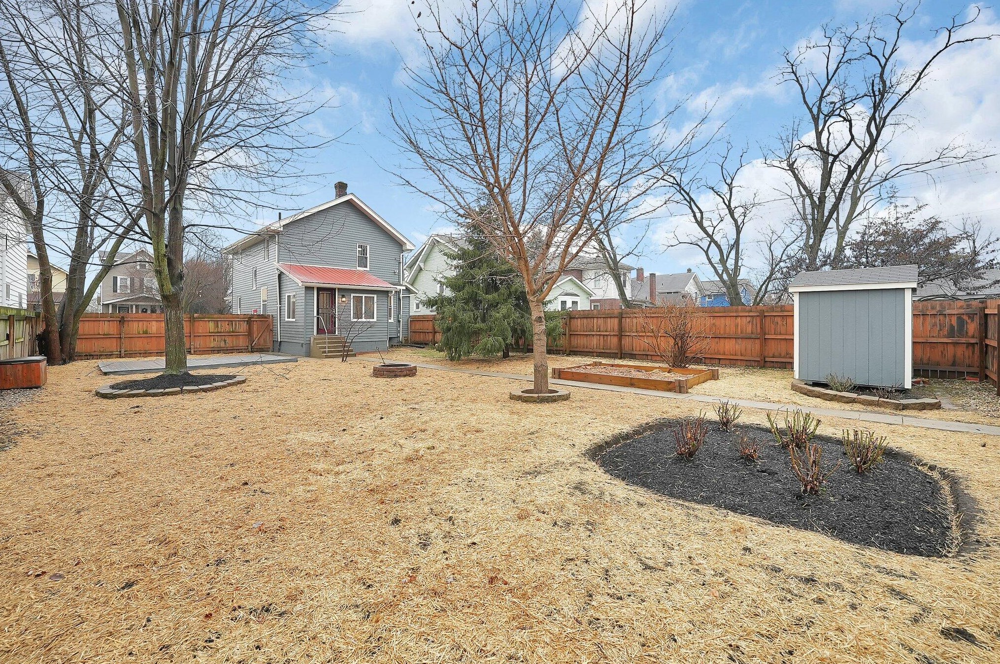 380 Southwood Ave, Columbus OH  43207-1284 exterior