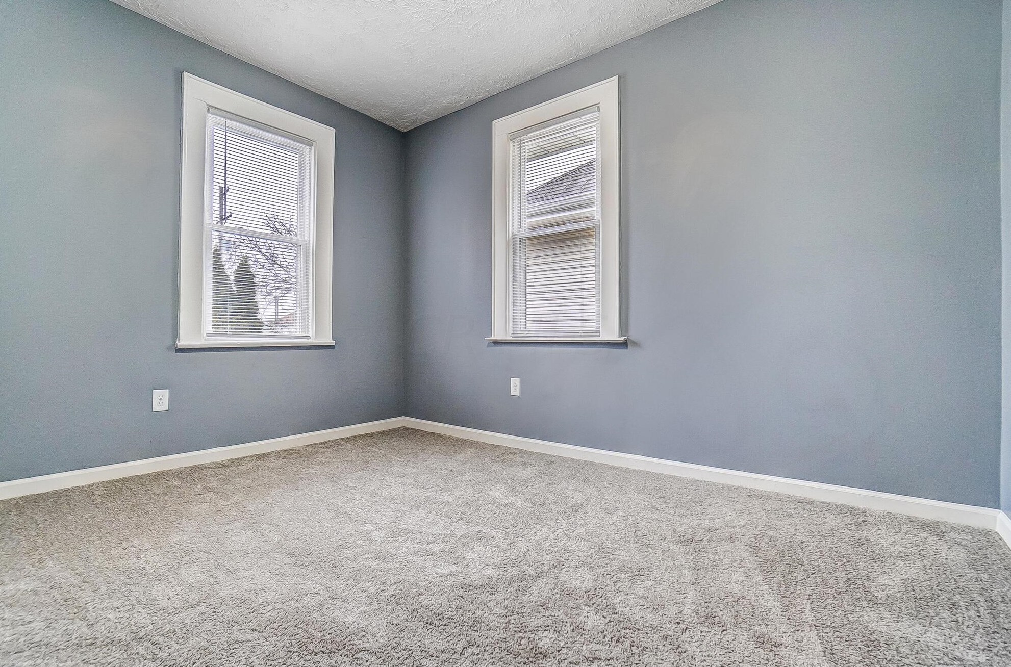 881 Gilbert St, Columbus OH 43206-1520 exterior