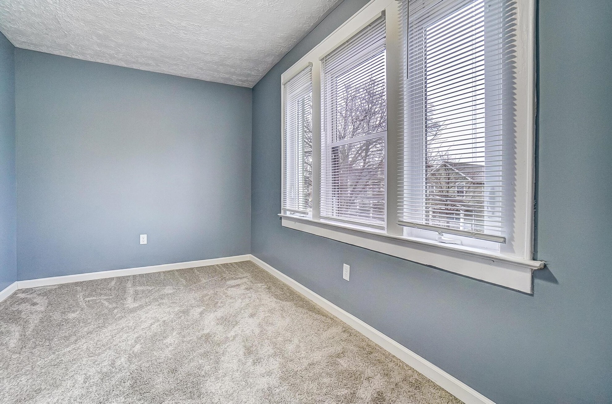 881 Gilbert St, Columbus OH 43206-1520 exterior