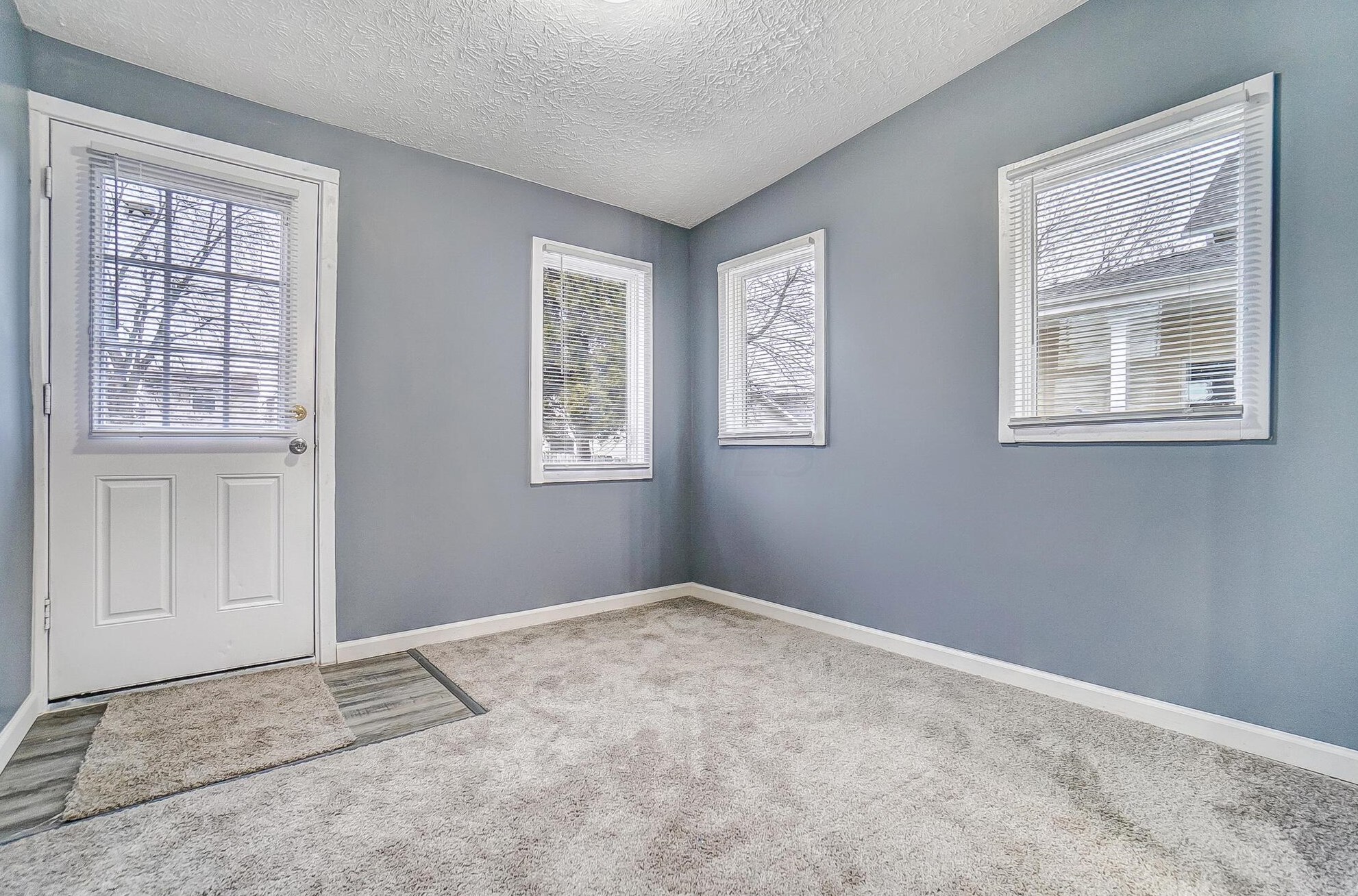 881 Gilbert St, Columbus OH 43206-1520 exterior