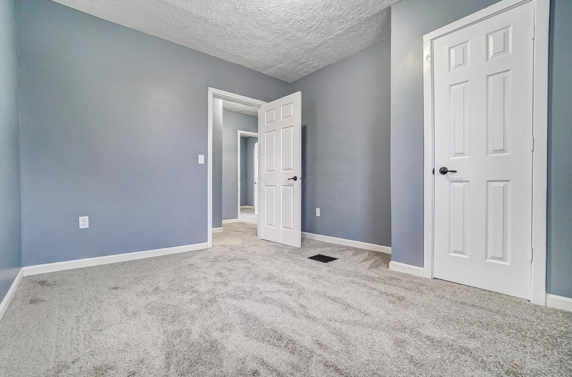 881 Gilbert St, Columbus OH 43206-1520 exterior