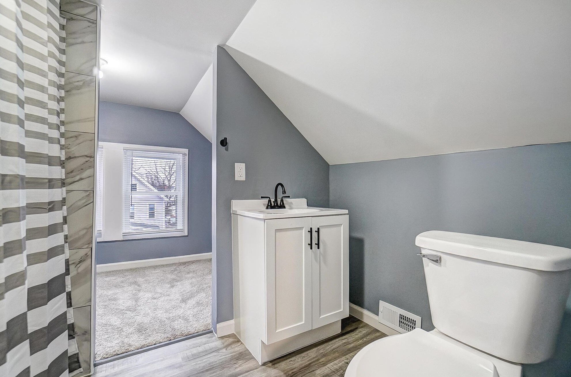 881 Gilbert St, Columbus OH 43206-1520 exterior