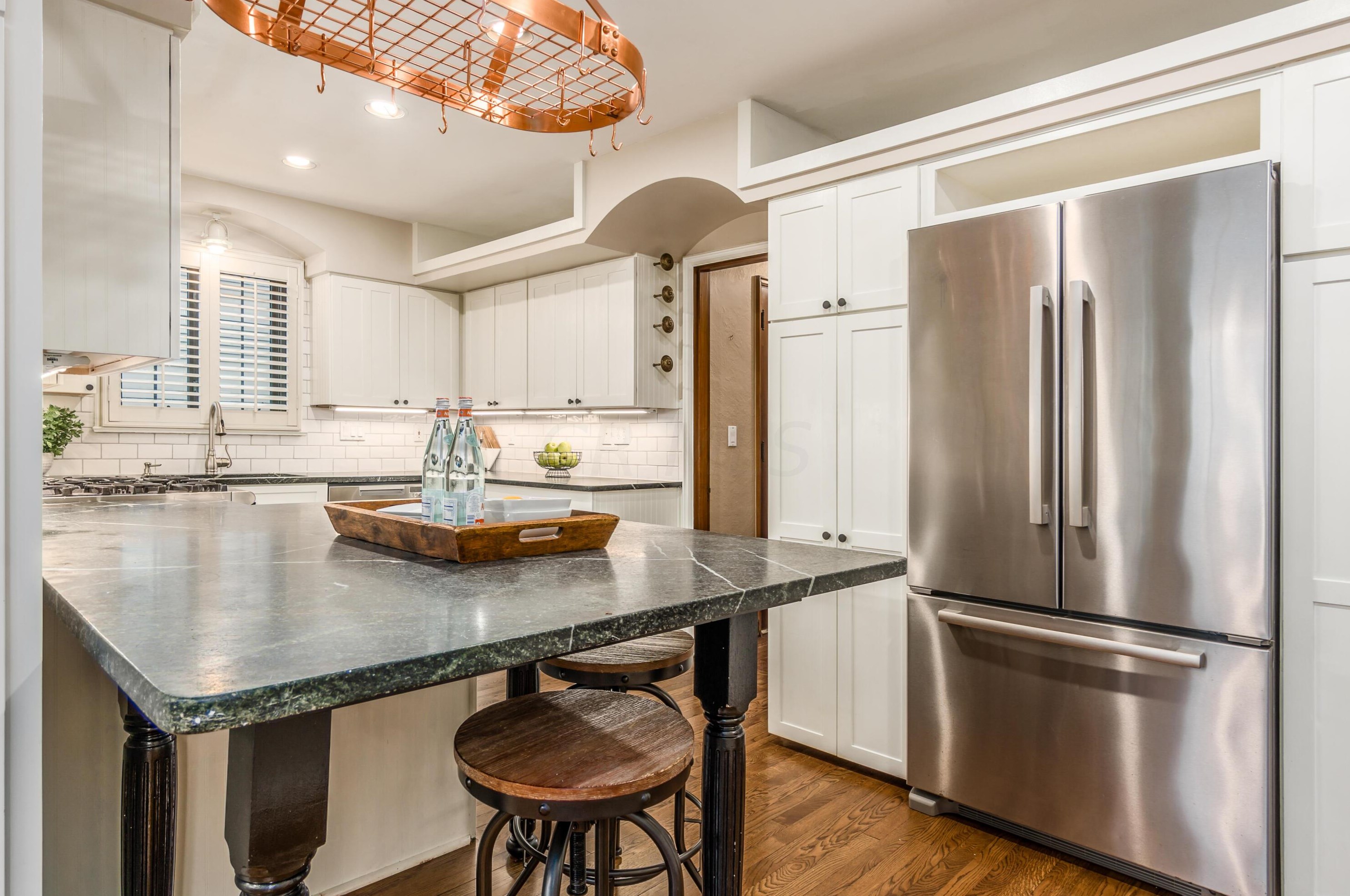 47 Ardmore Rd, Columbus OH  43209-1446 exterior