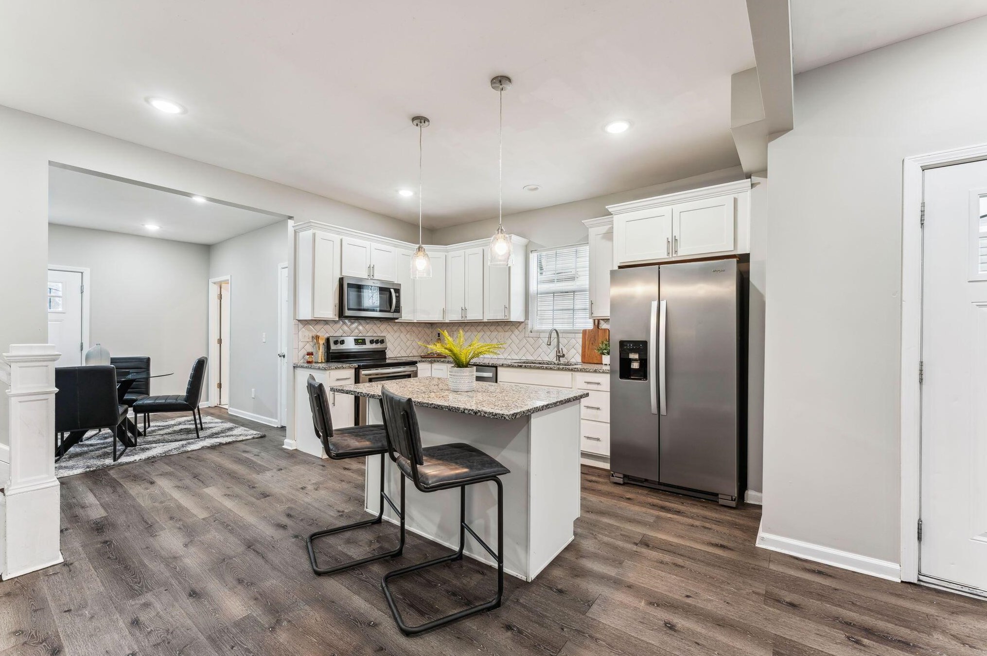 72 Eureka Ave, Columbus OH  43204-3200 exterior