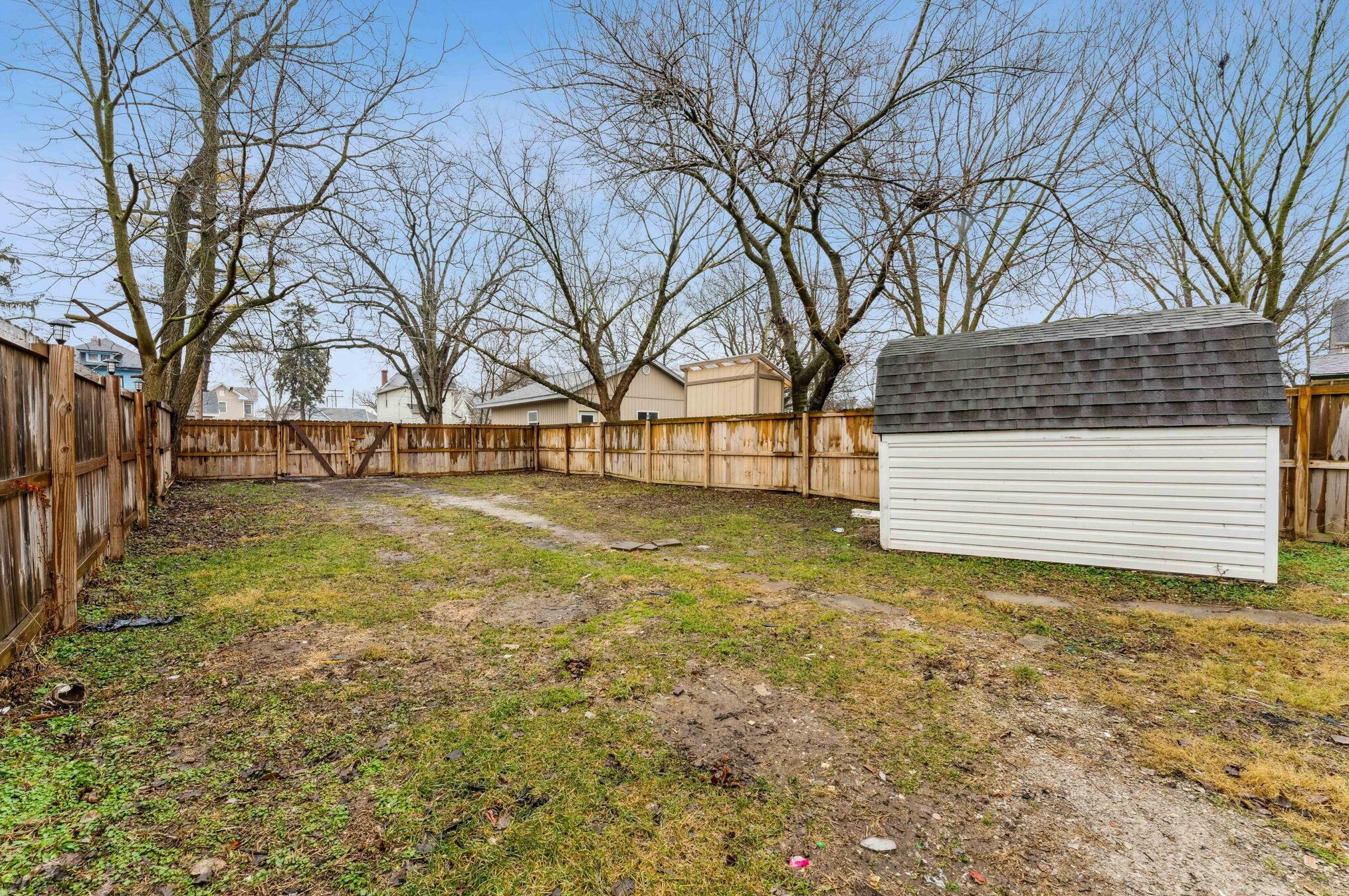 72 Eureka Ave, Columbus OH  43204-3200 exterior