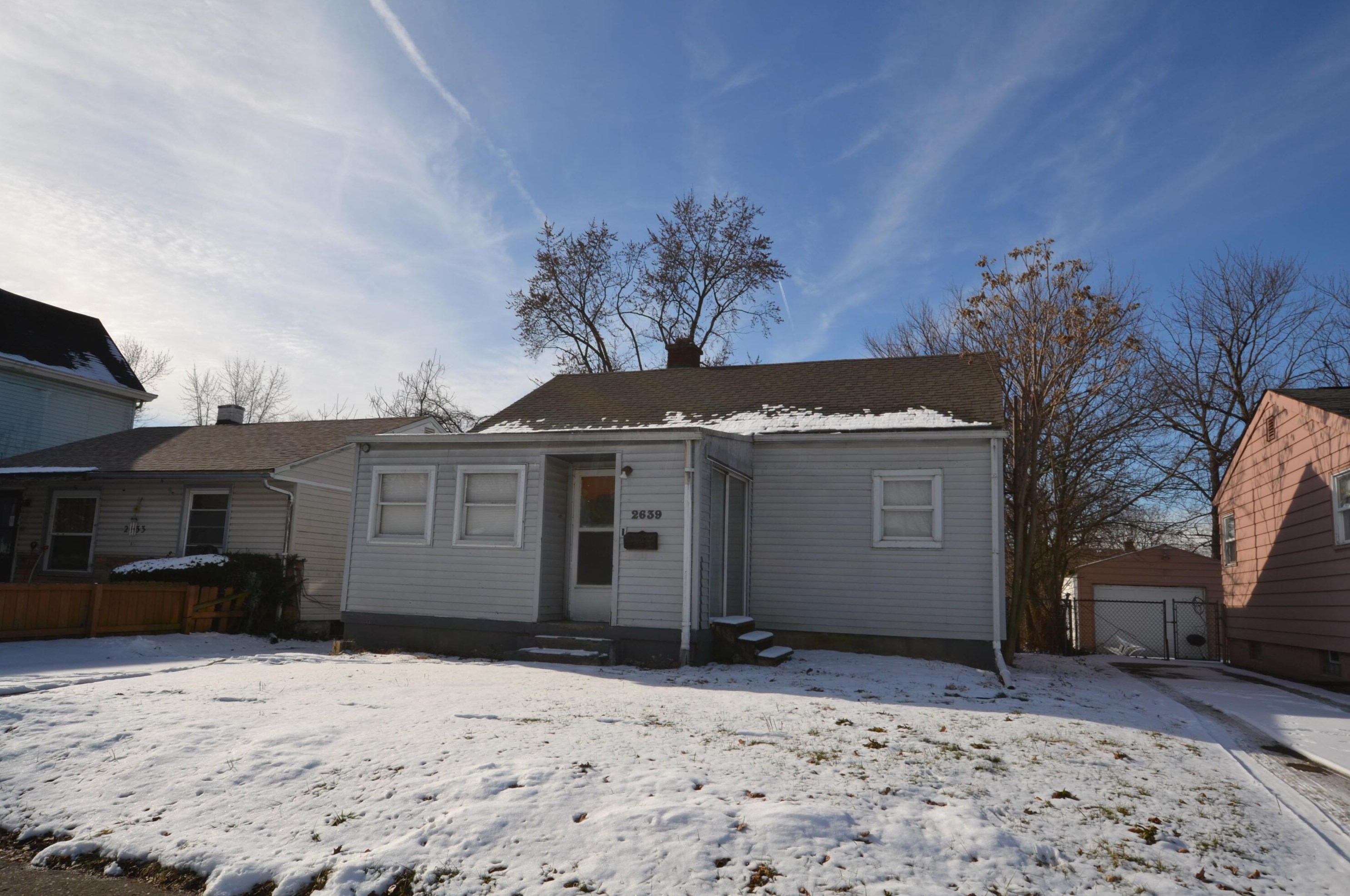 2639 Hiawatha St, Columbus, OH 43211-1111