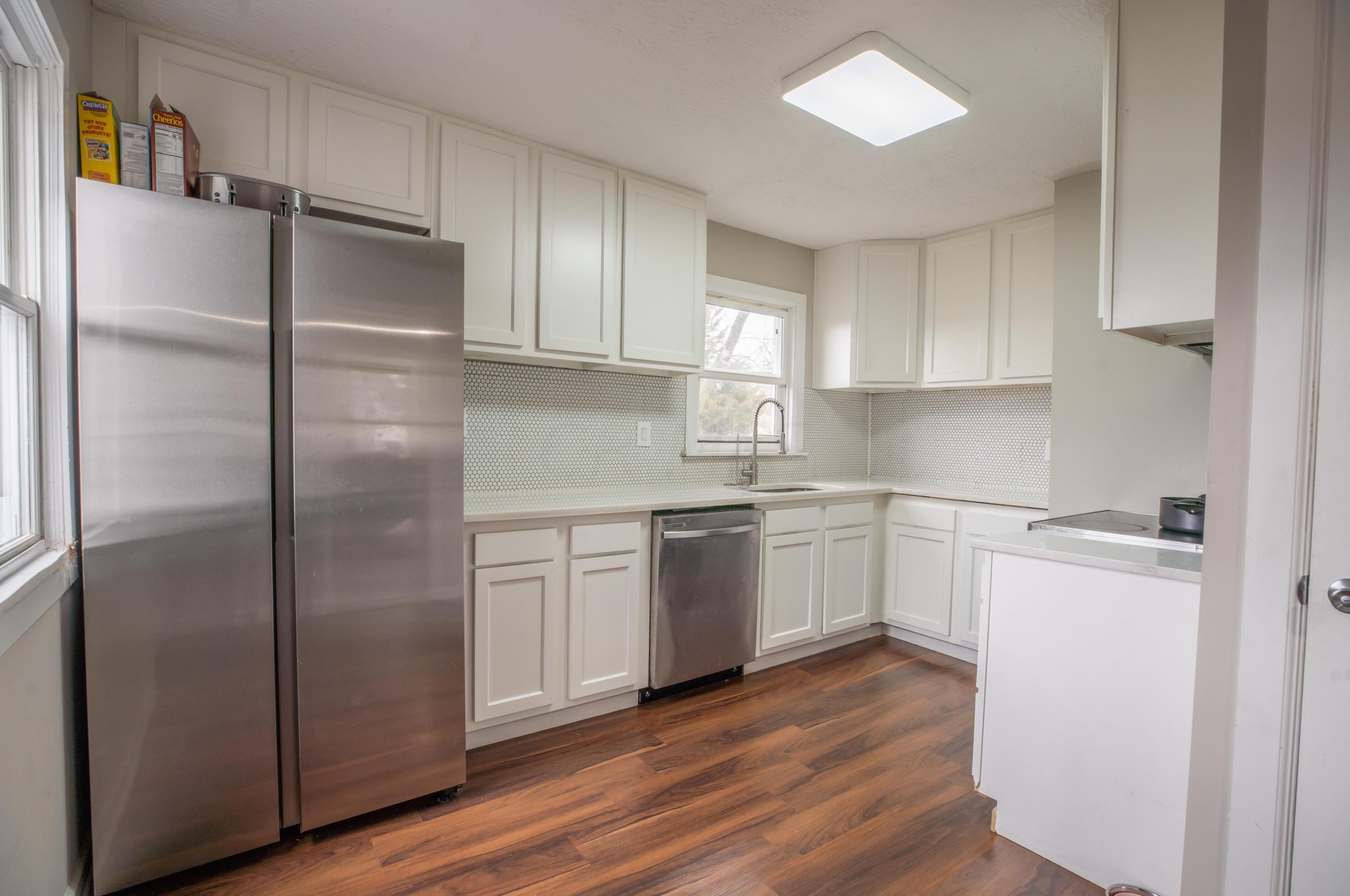 2203 Grasmere Ave, Columbus OH 43211-2142 exterior