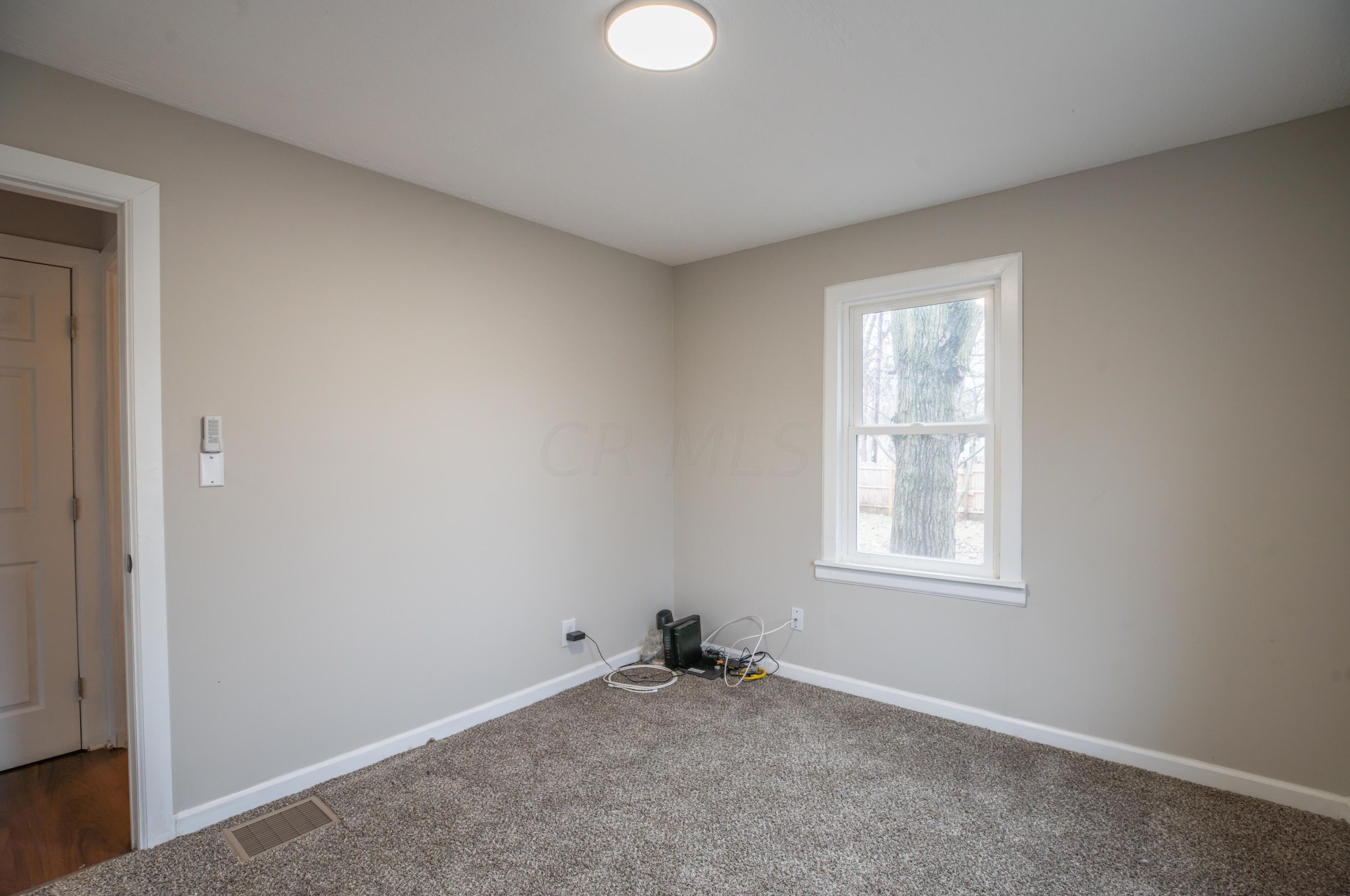 2203 Grasmere Ave, Columbus OH 43211-2142 exterior