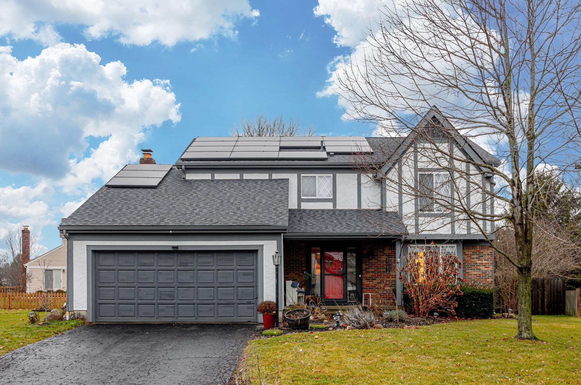 7747 Kellsford Ct, Columbus, OH 43235-5907