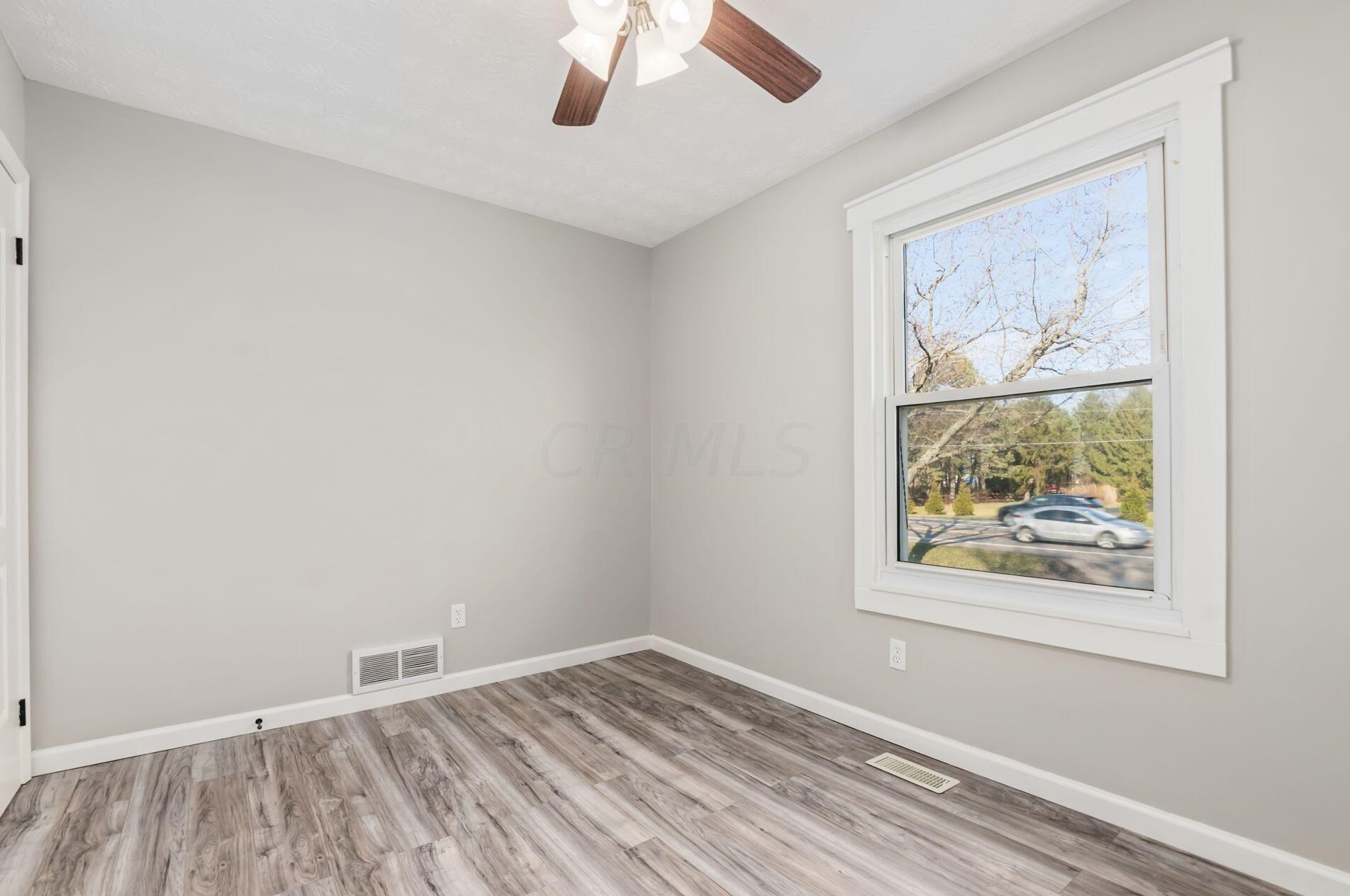 4043 Alton Darby Creek Rd, Hilliard OH  43026-9438 exterior