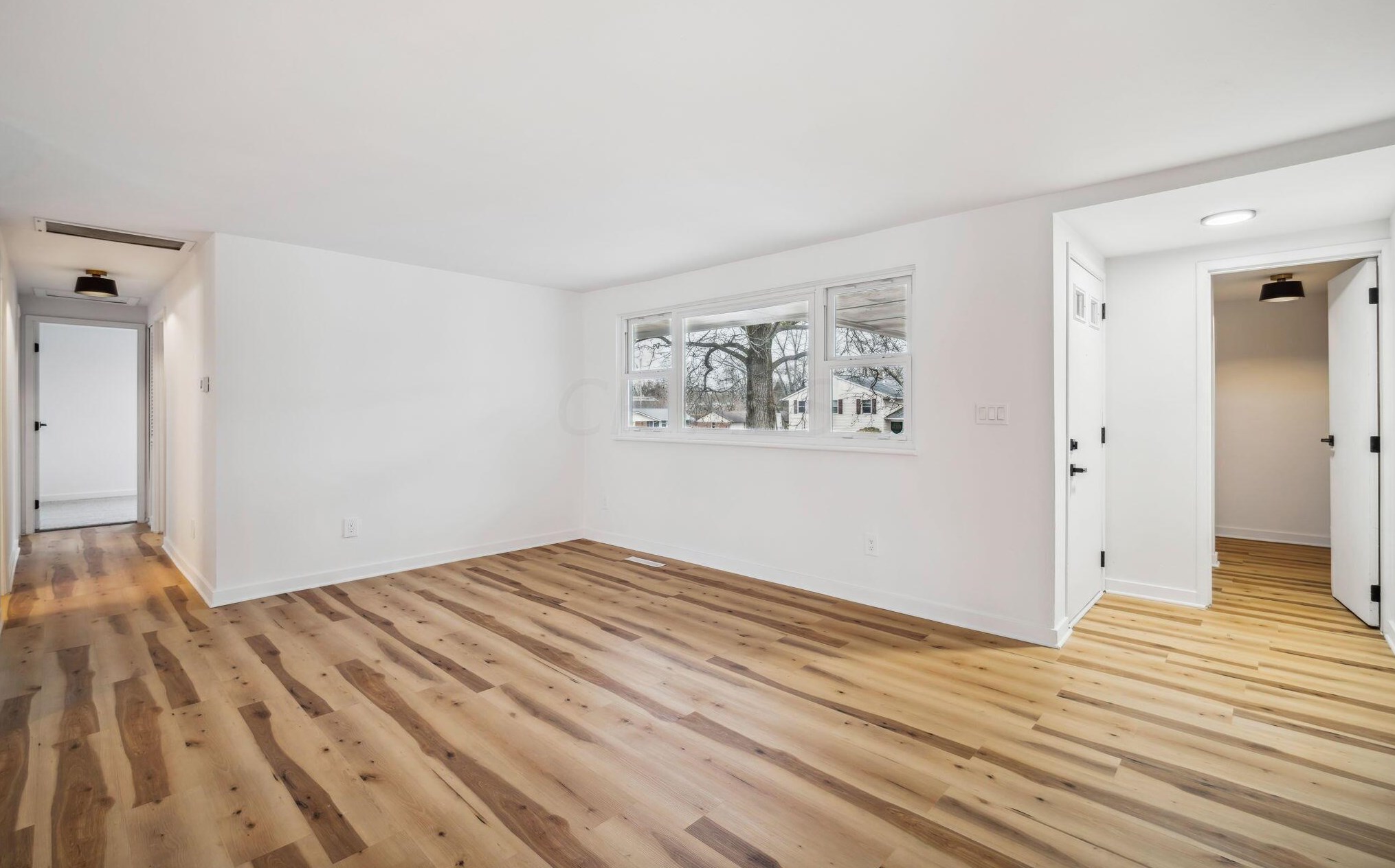 3600 Rangoon Dr, Westerville, OH 43081-4037