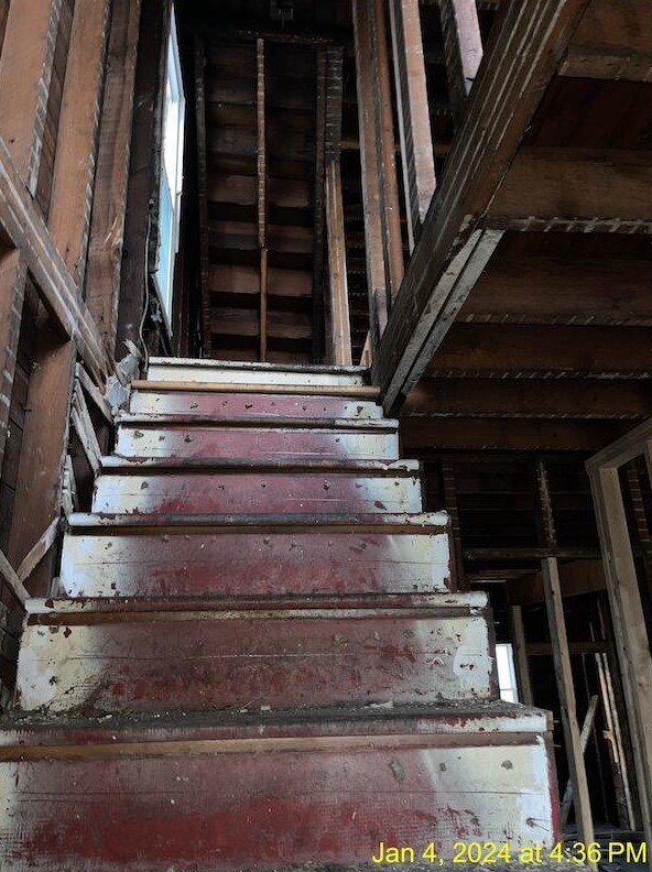 441 Monroe Ave, Columbus OH  43203-1340 exterior