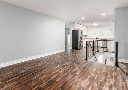 3962 Elkton St, Columbus, OH 43207-4250